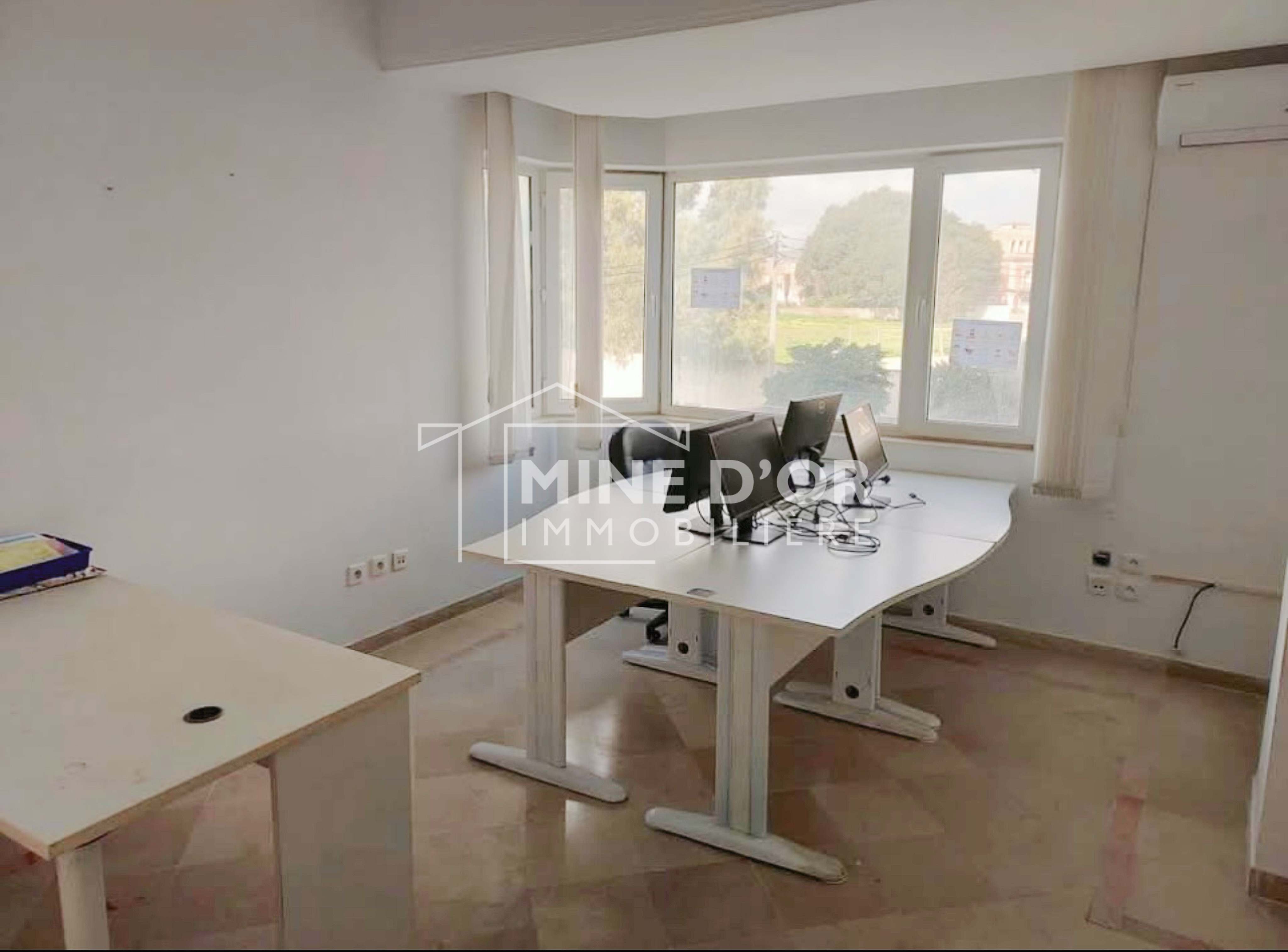 Ariana Ville Borj El Baccouche Bureaux & Commerces Bureau Un bureau h4 disponible a borj baccouche