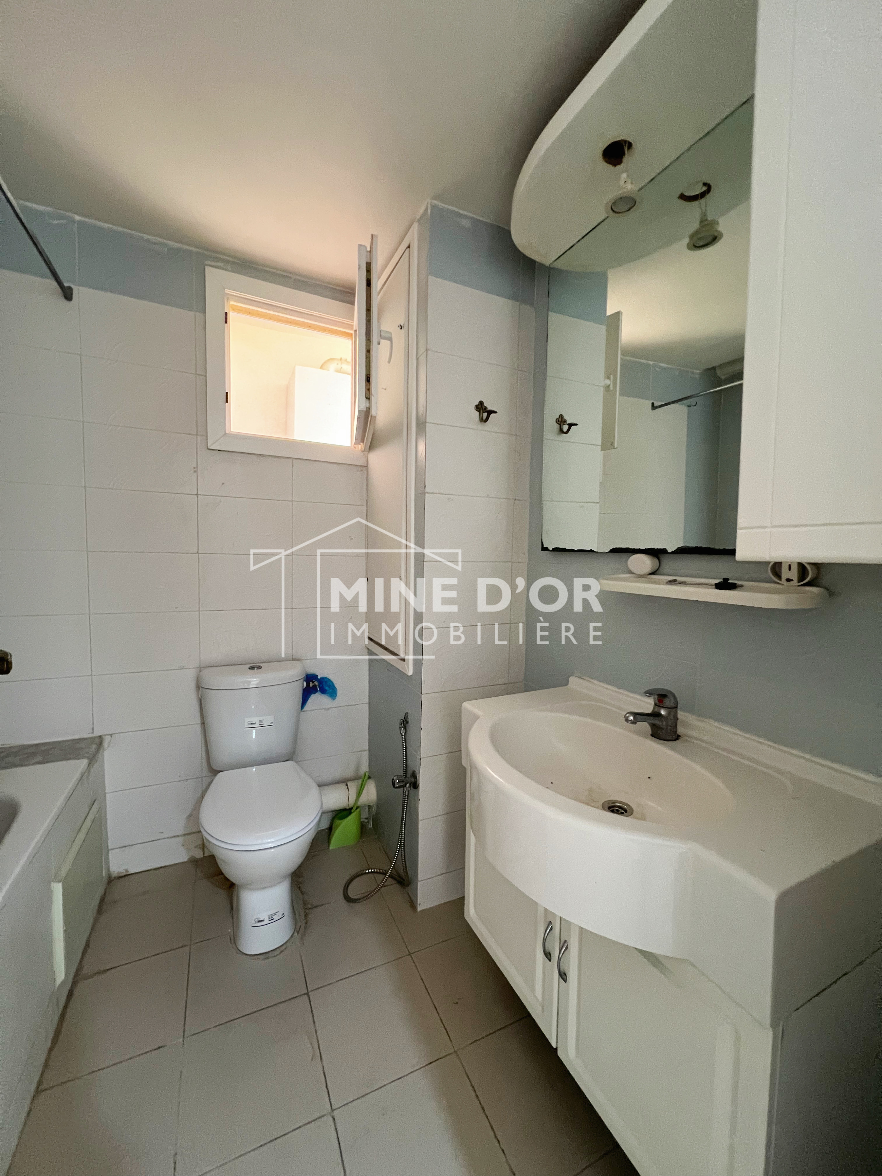 Cite El Khadra Zone urbaine nord Location Appart. 3 pices Appartement s2 au centre urbain nord