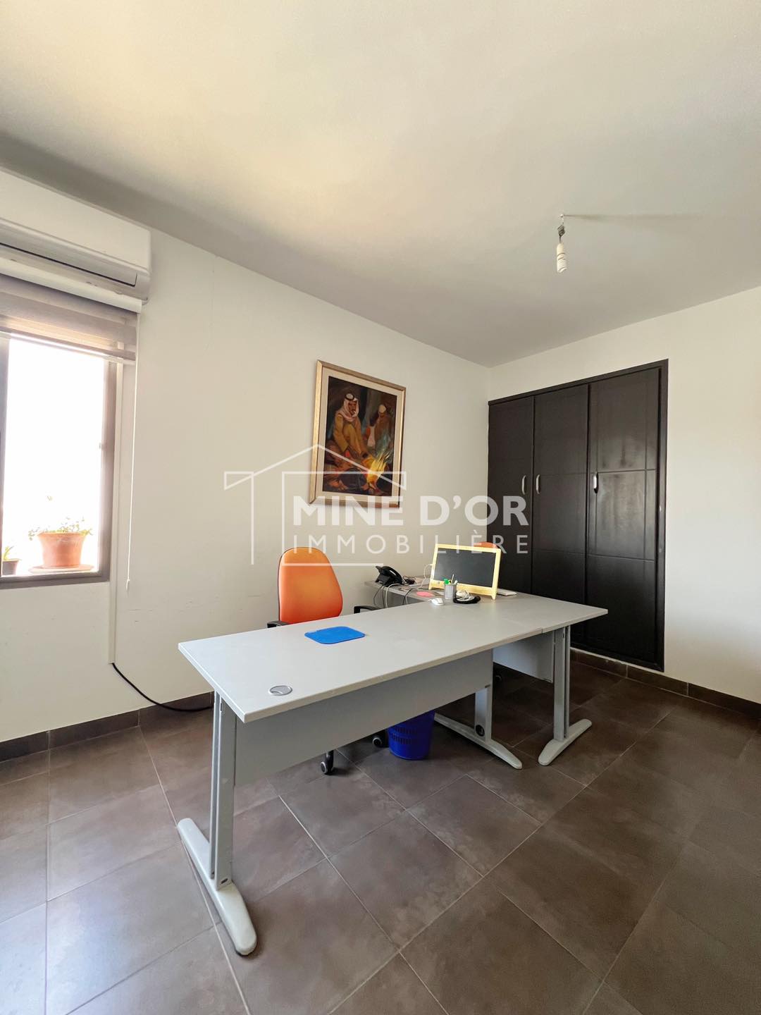 La Soukra Charguia 2 Bureaux & Commerces Bureau Bureau h3 130m2 neuf  charguia 2