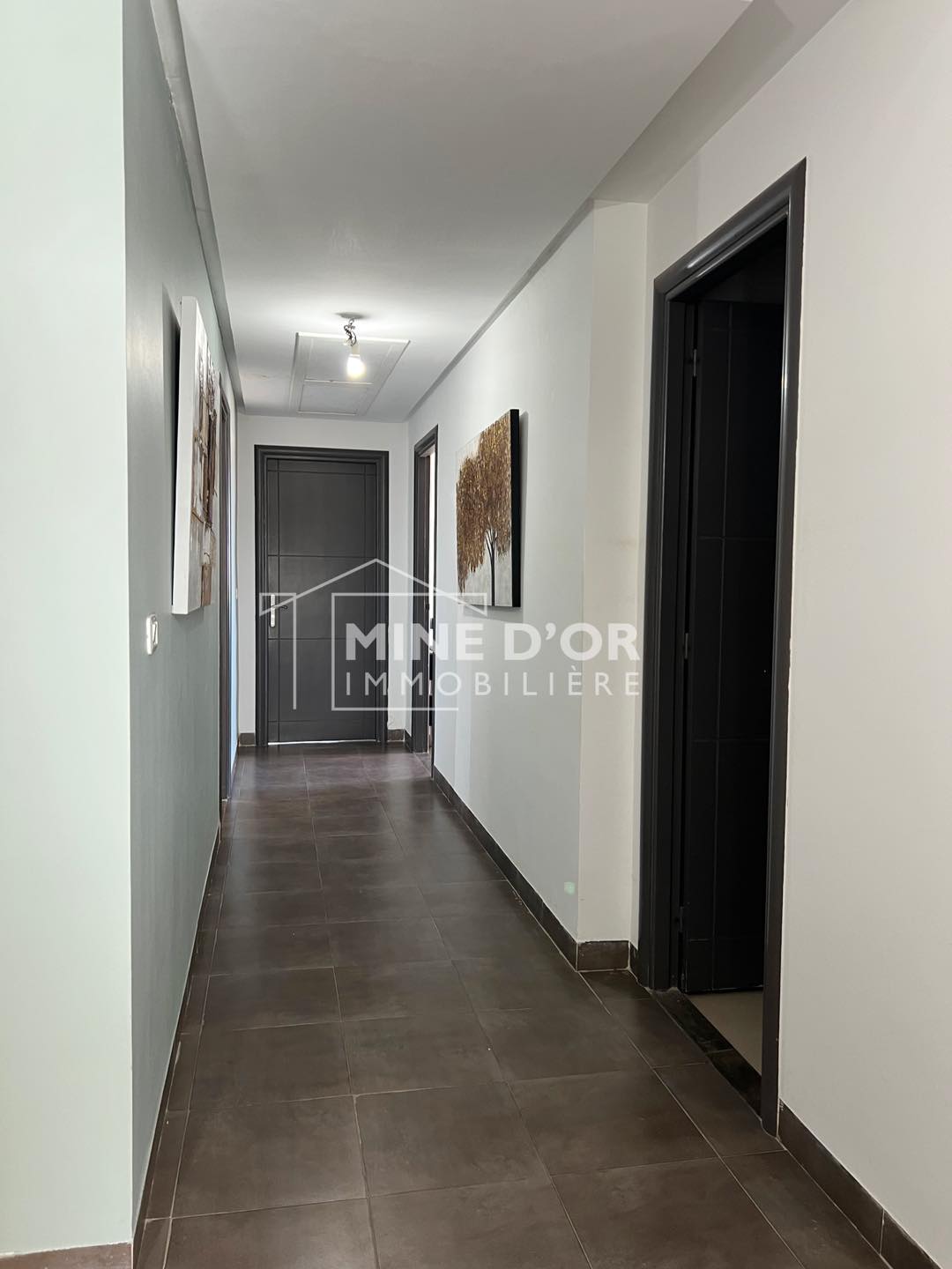 La Soukra Charguia 2 Bureaux & Commerces Bureau Bureau h3 130m2 neuf  charguia 2