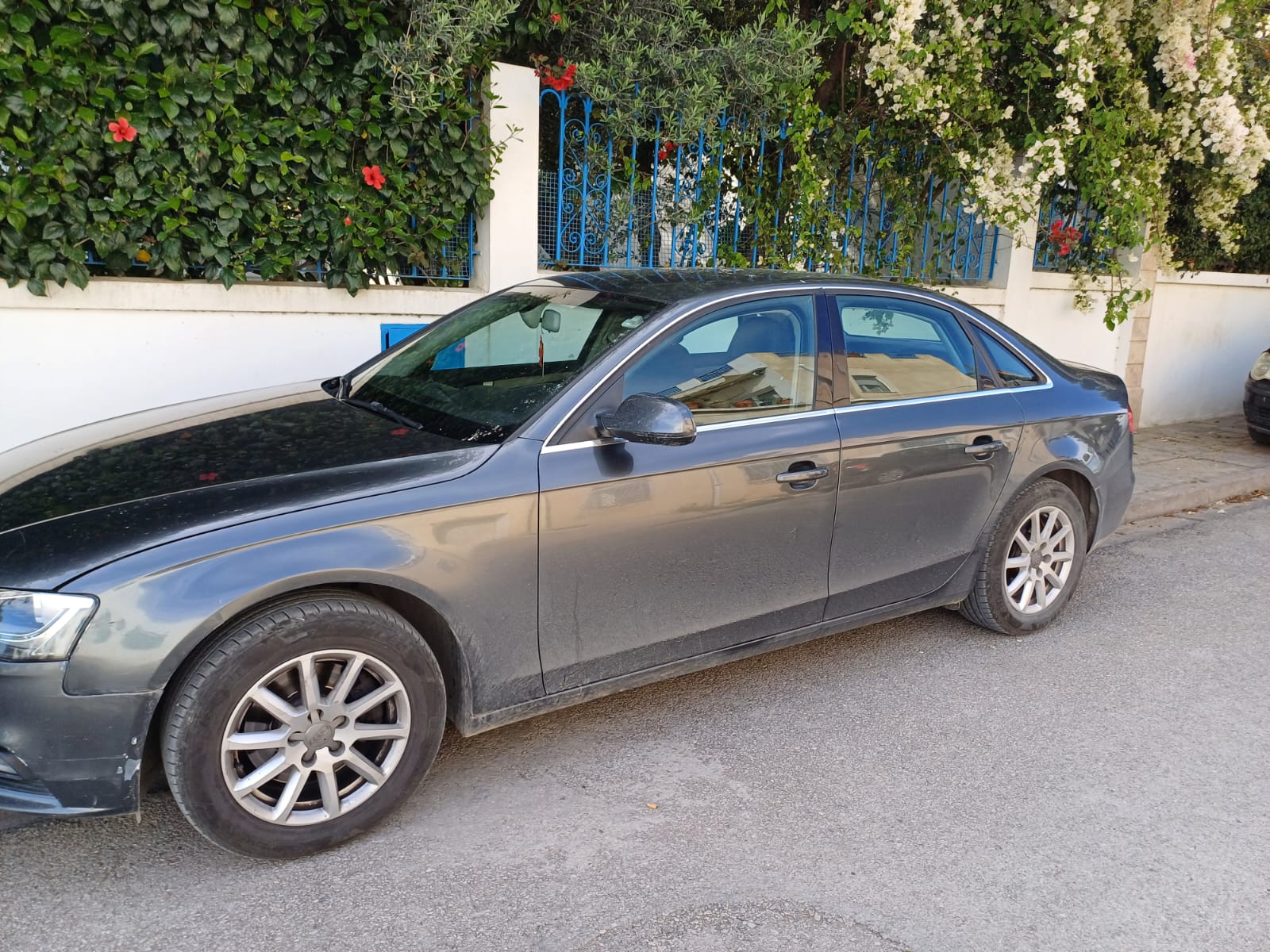 La Marsa Marsa Safsaf Audi A4 Audi a 4 anne 2014