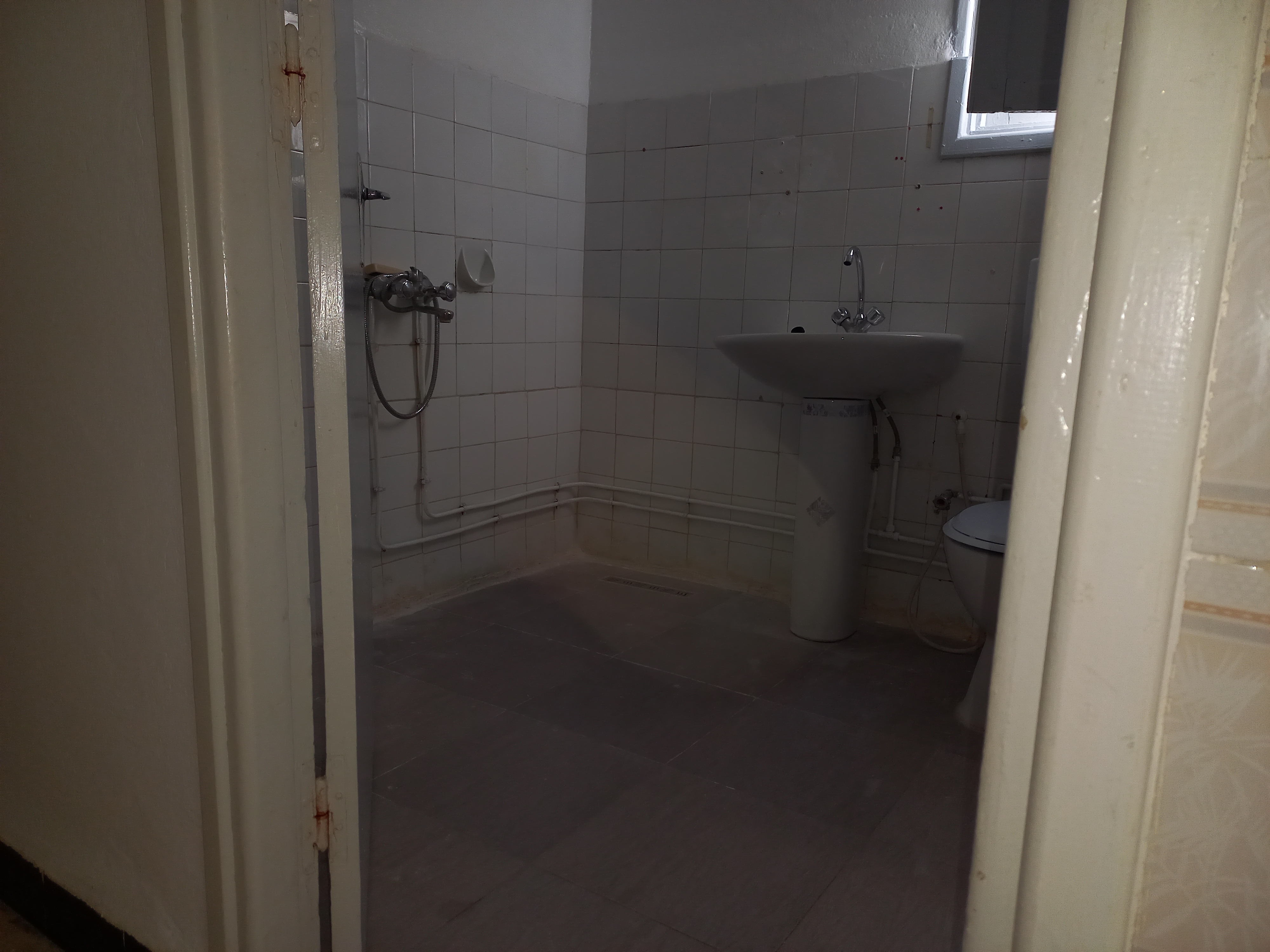 El Omrane Superieur El Omrane Superieur Location Appart. 2 pices Etage pour femmes travailleuses dispo ds juin