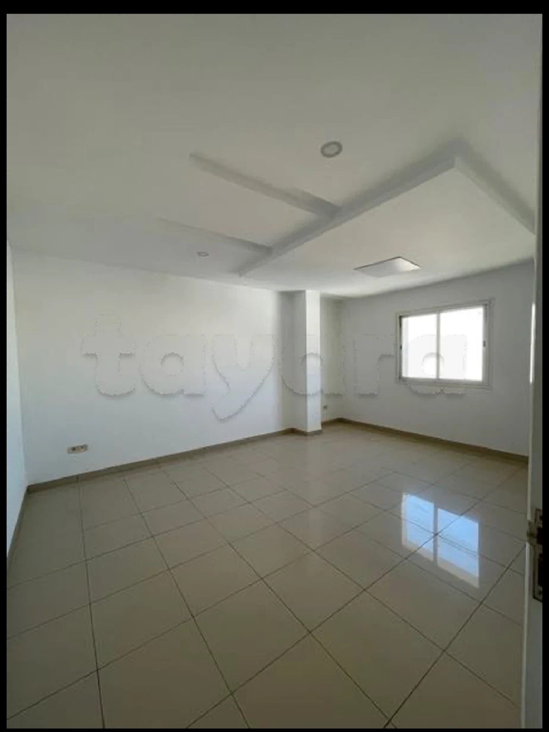 Gabes Medina Gabes Location Appart. 5 pices+ Etage d'immeuble a usage administratif