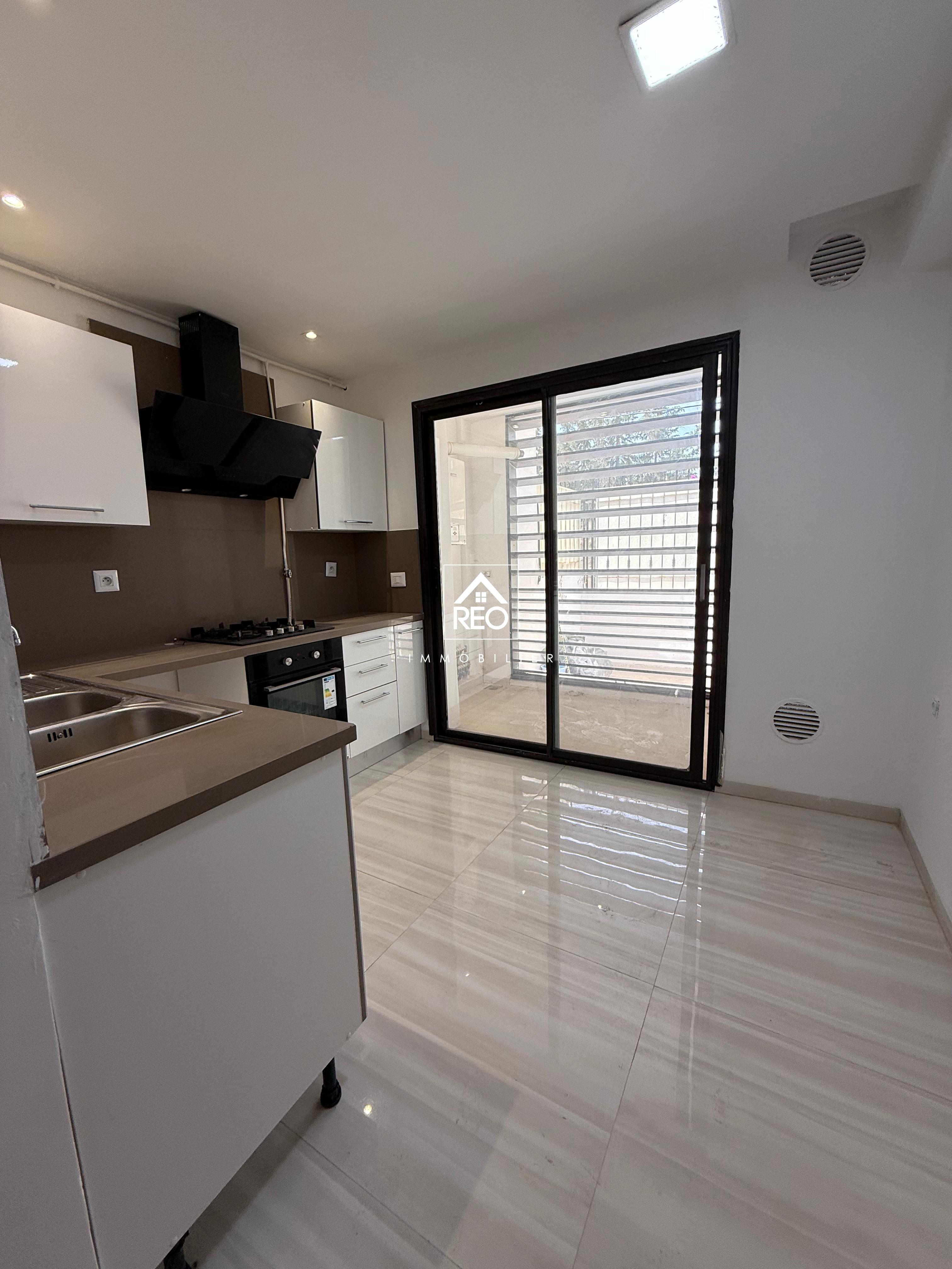 La Soukra La Soukra Location Duplex Luxueux duplex 3 pices spacieuses 3sdb