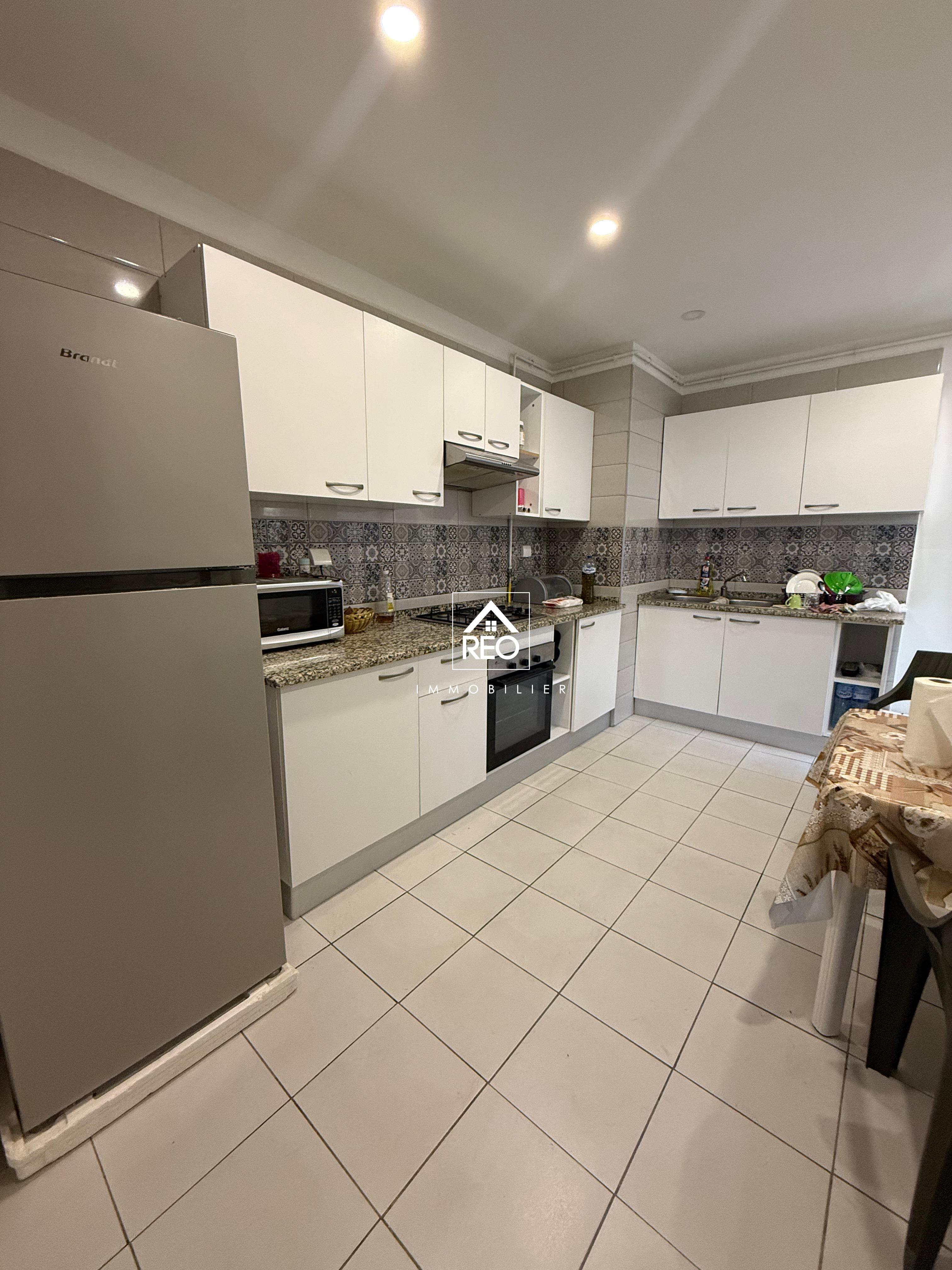 La Marsa El Aouina Location Appart. 2 pices Magnifique appartement s2 de 104 m2  l'aouina