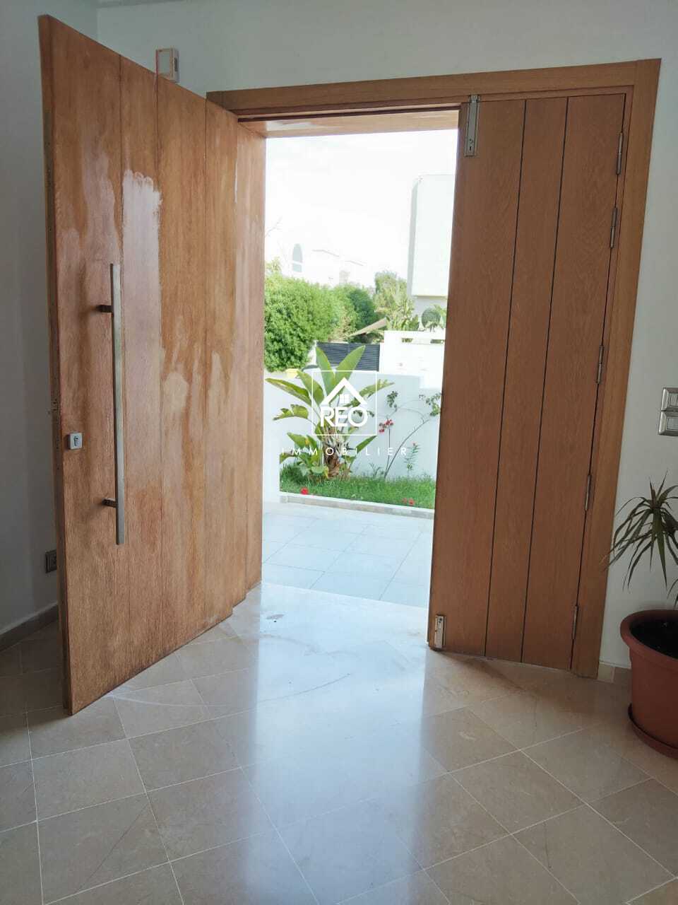 La Marsa Berge Du Lac Location Autre Des spacieux bureaux situs au lac 2