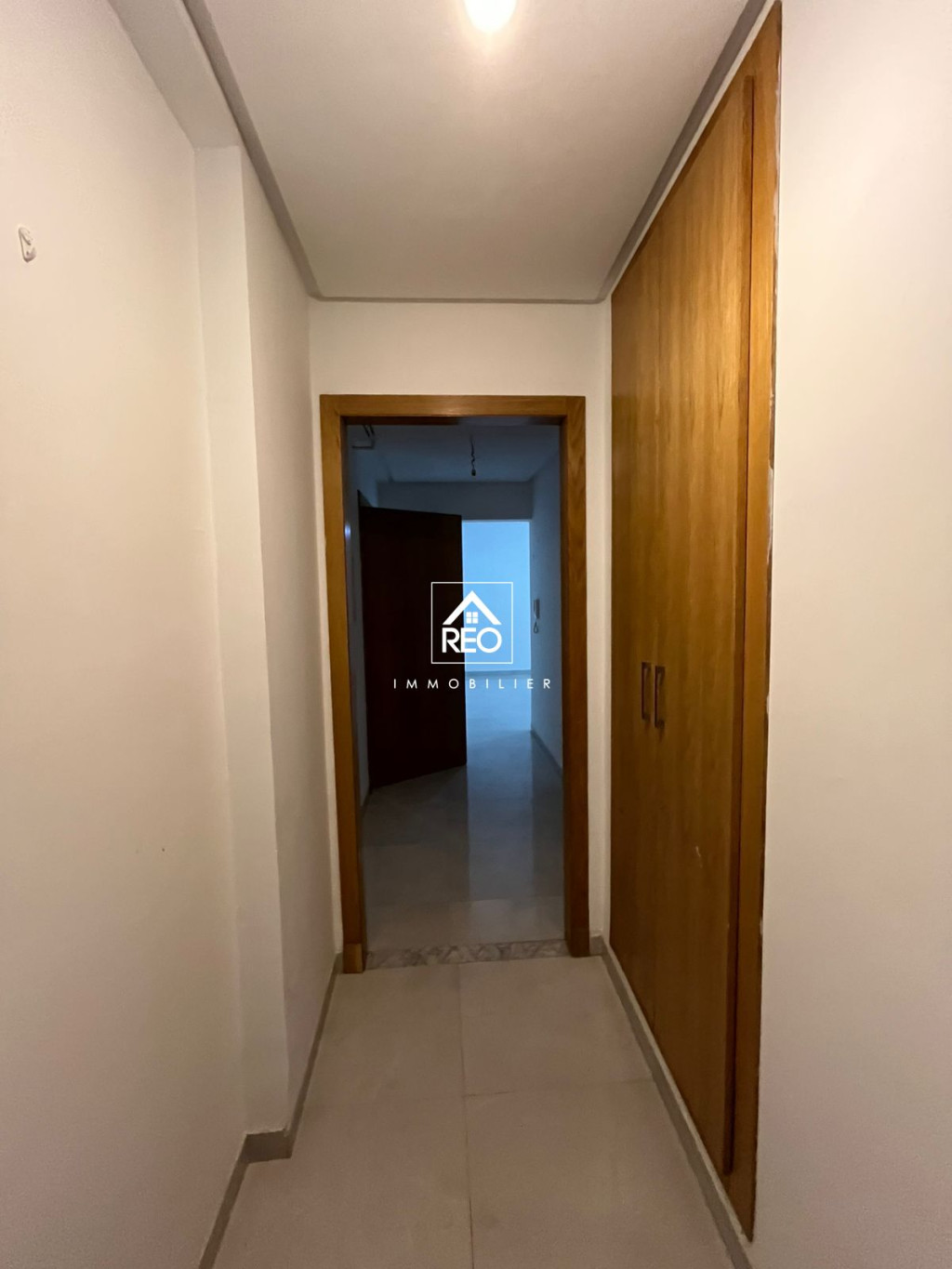 La Marsa El Aouina Location Appart. 2 pices Un appartement 125m s2 situ  cit wahat