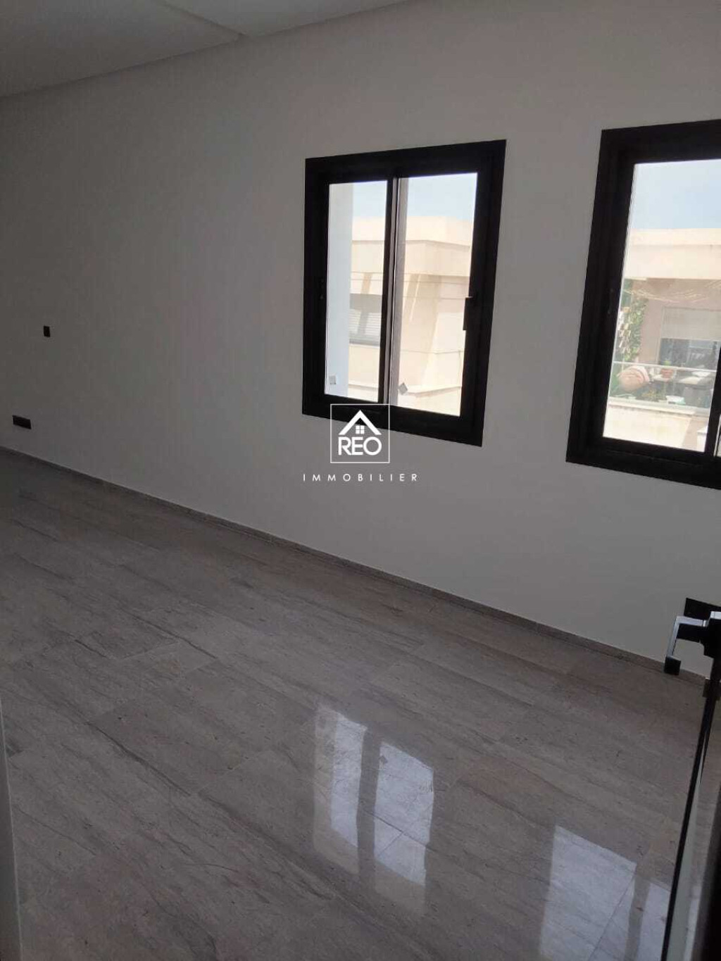 La Soukra La Soukra Location Autre Bureau 105 m2 h2 situ  la soukra