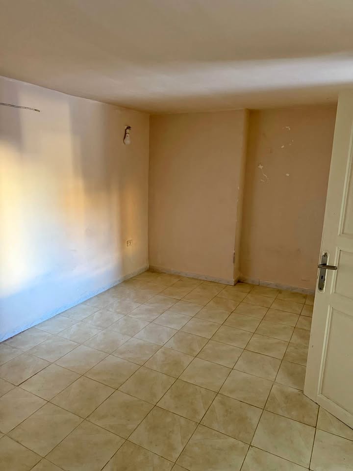 El Menzah El Manar 1 Location Appart. 2 pices Studio s1 rez de chausse ct monoprix