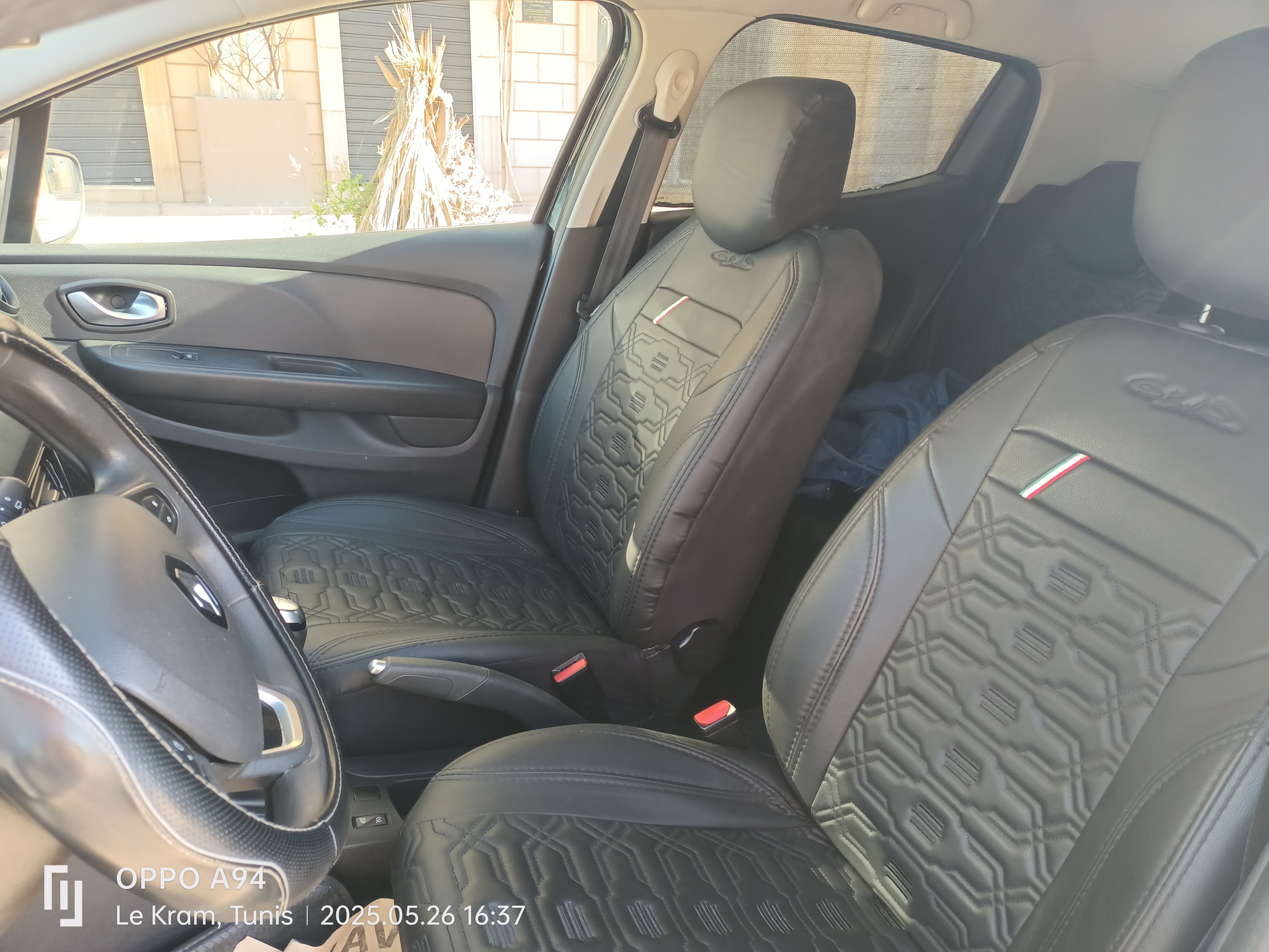 La Marsa Berge Du Lac Renault Clio Clio 4 life plus