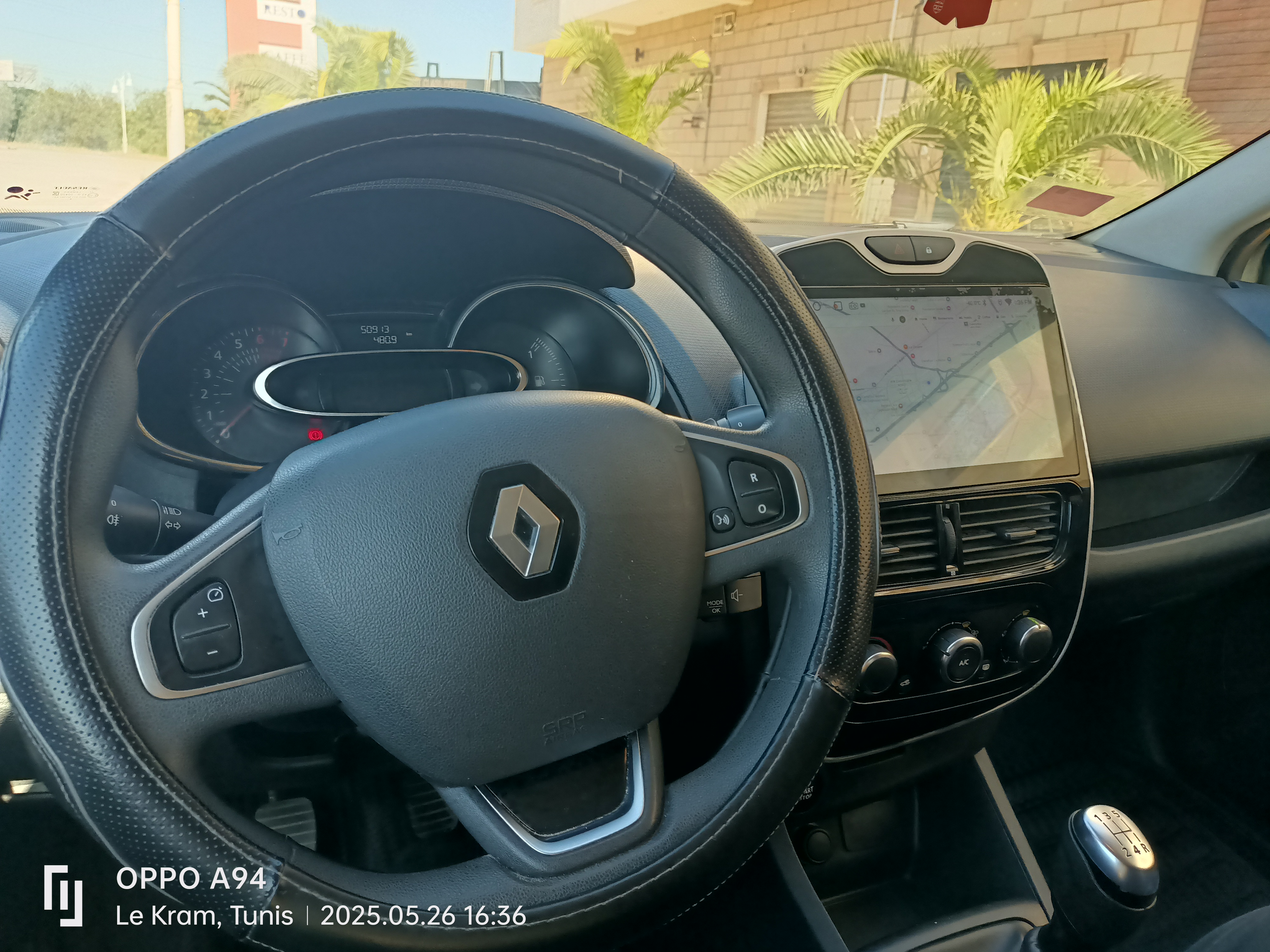 La Marsa Berge Du Lac Renault Clio Clio 4 life plus
