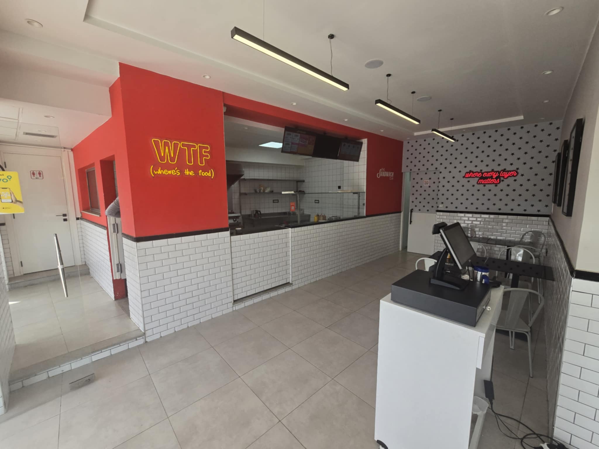 La Marsa Sidi Daoud Bureaux & Commerces Grance libre Restaurant sur un axe principal la marsa