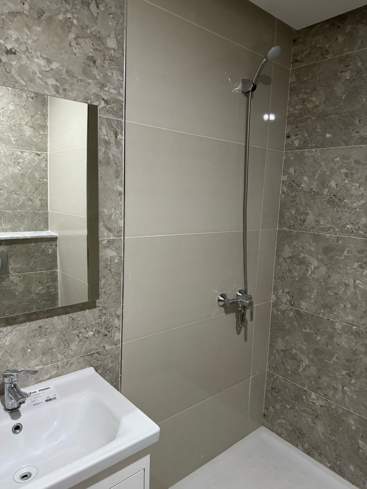 La Marsa El Aouina Location Appart. 3 pices Appartement s2 neuf  cit les palmeraies