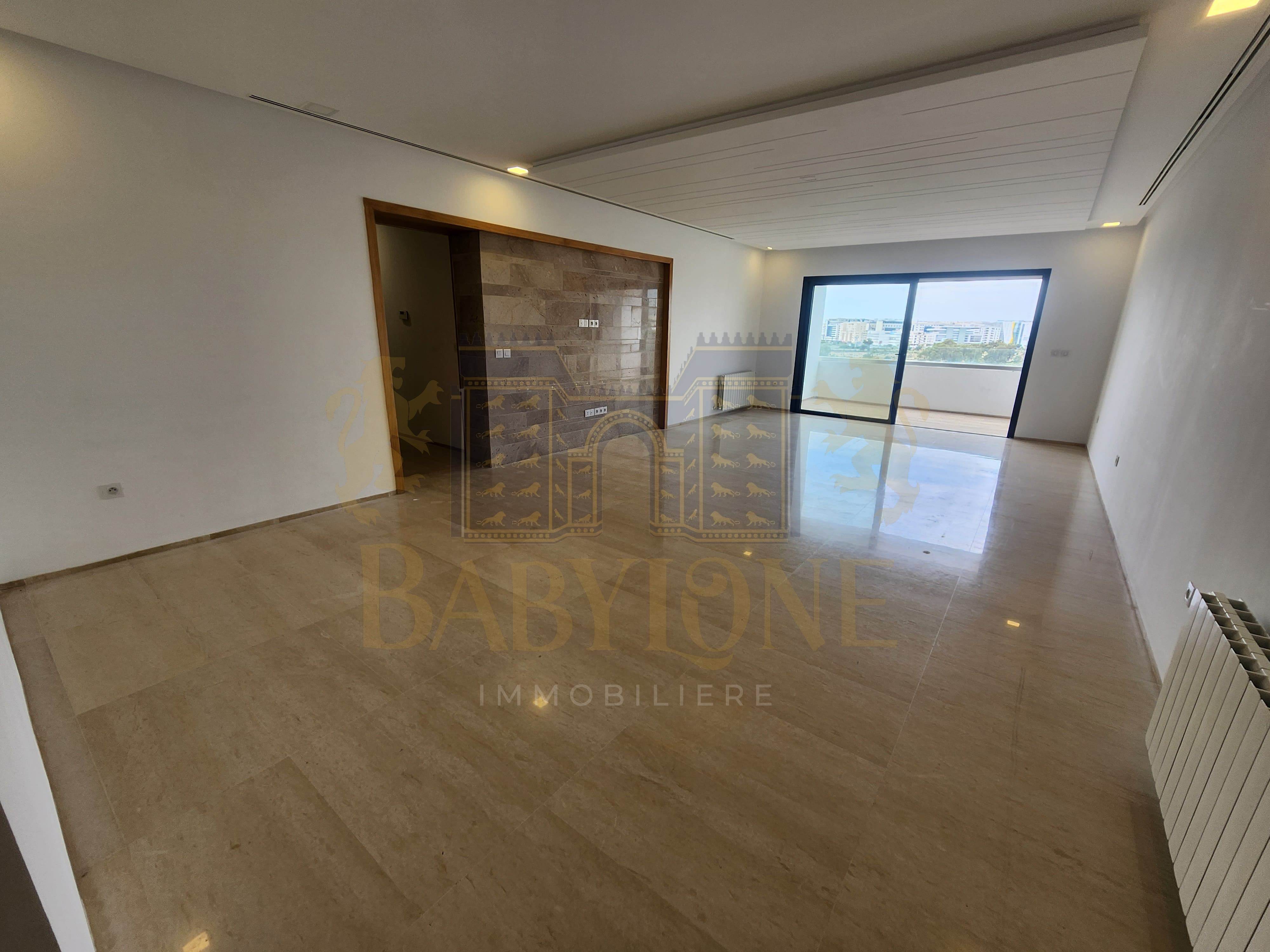 Ain Zaghouan Jardins de Carthage Location Appart. 4 pices S3 avec chambre de service aux jardins de carthage