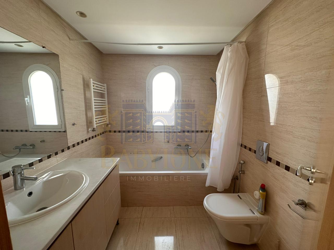 La Marsa Gammart Location Maisons Une villa  gammarth avec piscine