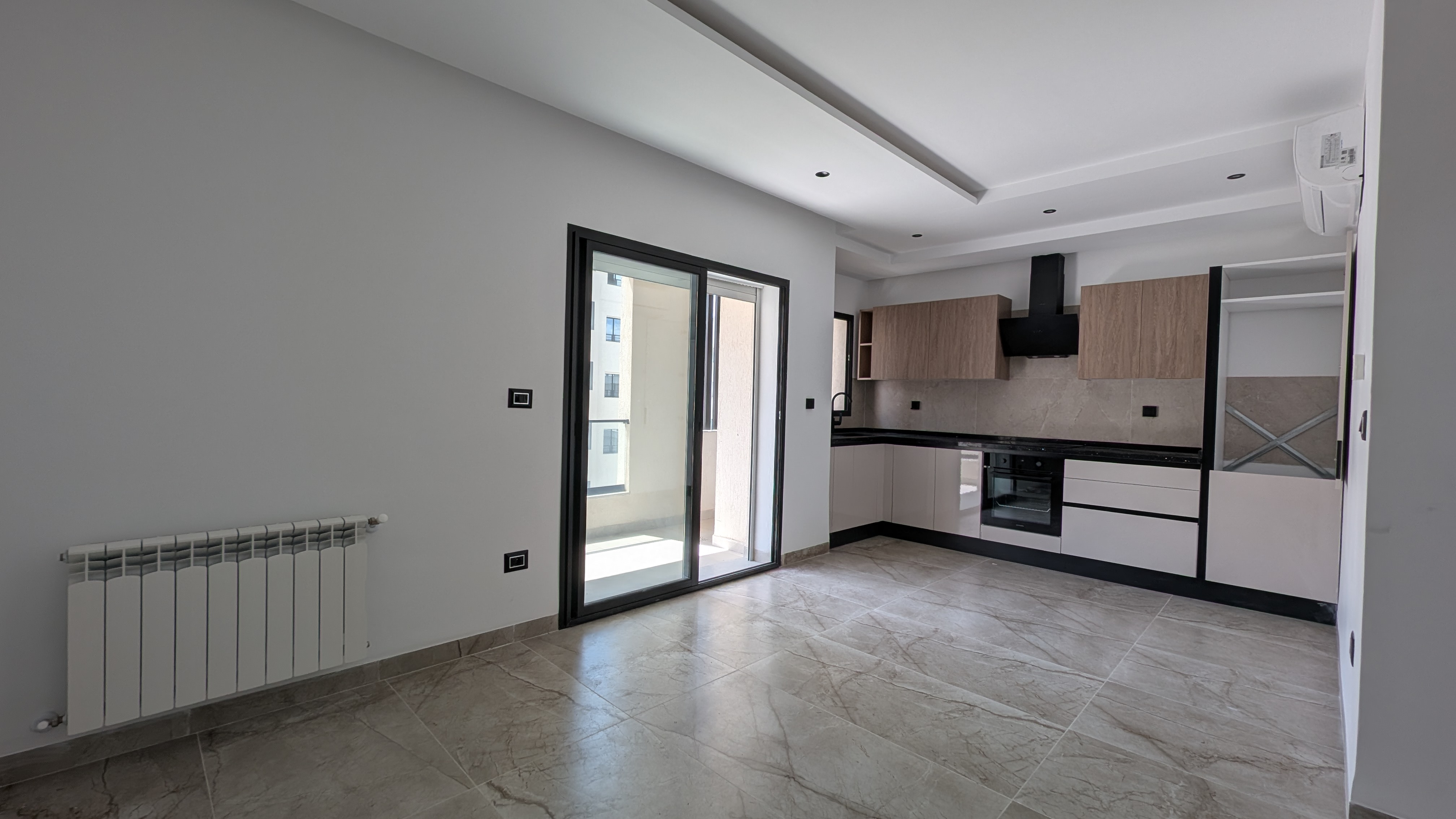 Ain Zaghouan Ain Zaghouan Location Appart. 2 pices S1 lumineux et fonctionnel