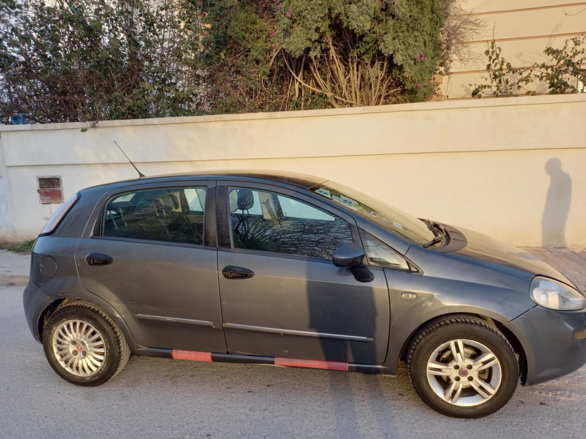 Rades Rades Plage Fiat Grande Punto Num 22512785