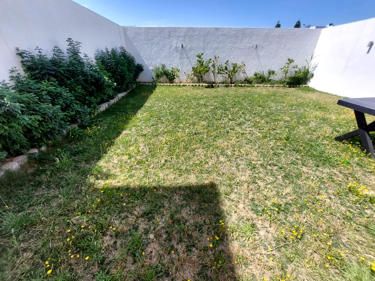 La Soukra Chotrana 3 Location Maisons Villa s4 avec jardin  la soukra