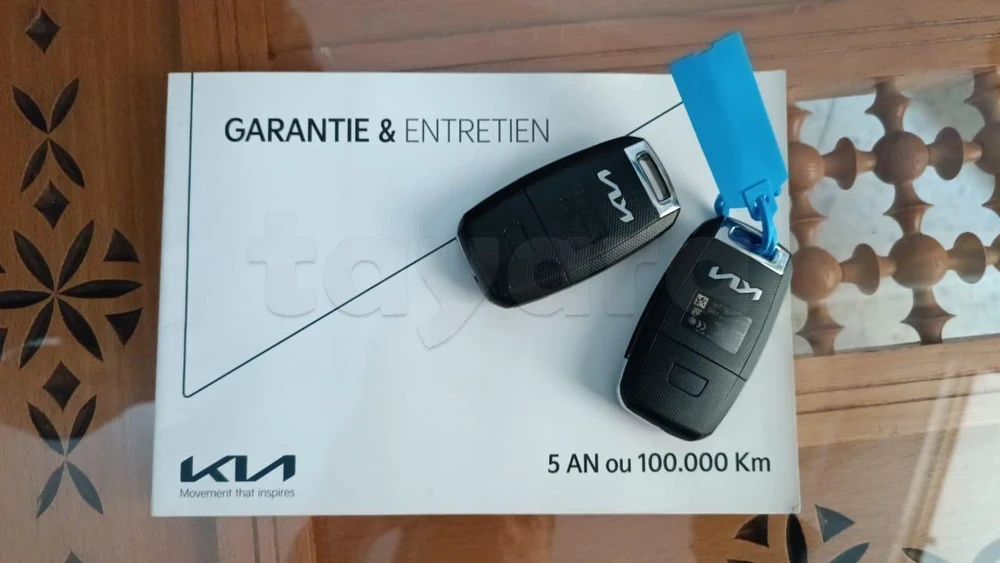 Ariana Ville El Menzah 6 Kia Rio Cause dpart  l'tranger  mdecin  vend kia rio