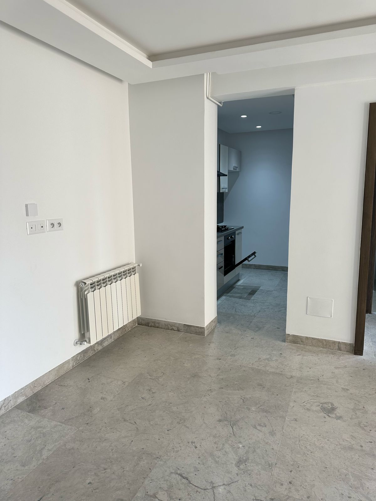 La Marsa El Aouina Location Appart. 2 pices S1  cit l'wahat