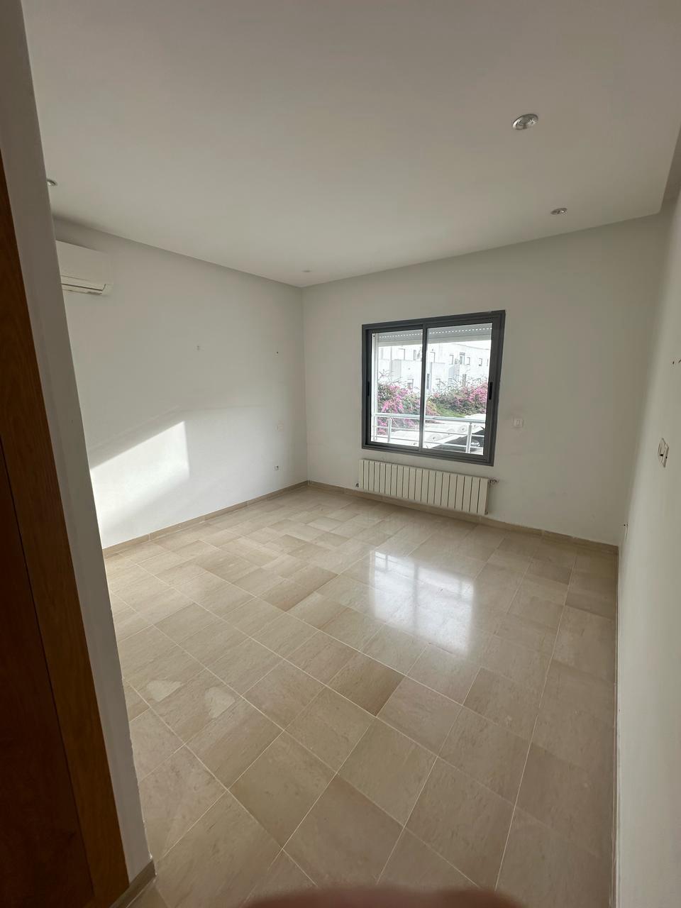 La Soukra Aeroport Tunis Carthage Location Appart. 3 pices S3 a jardin l aouina
