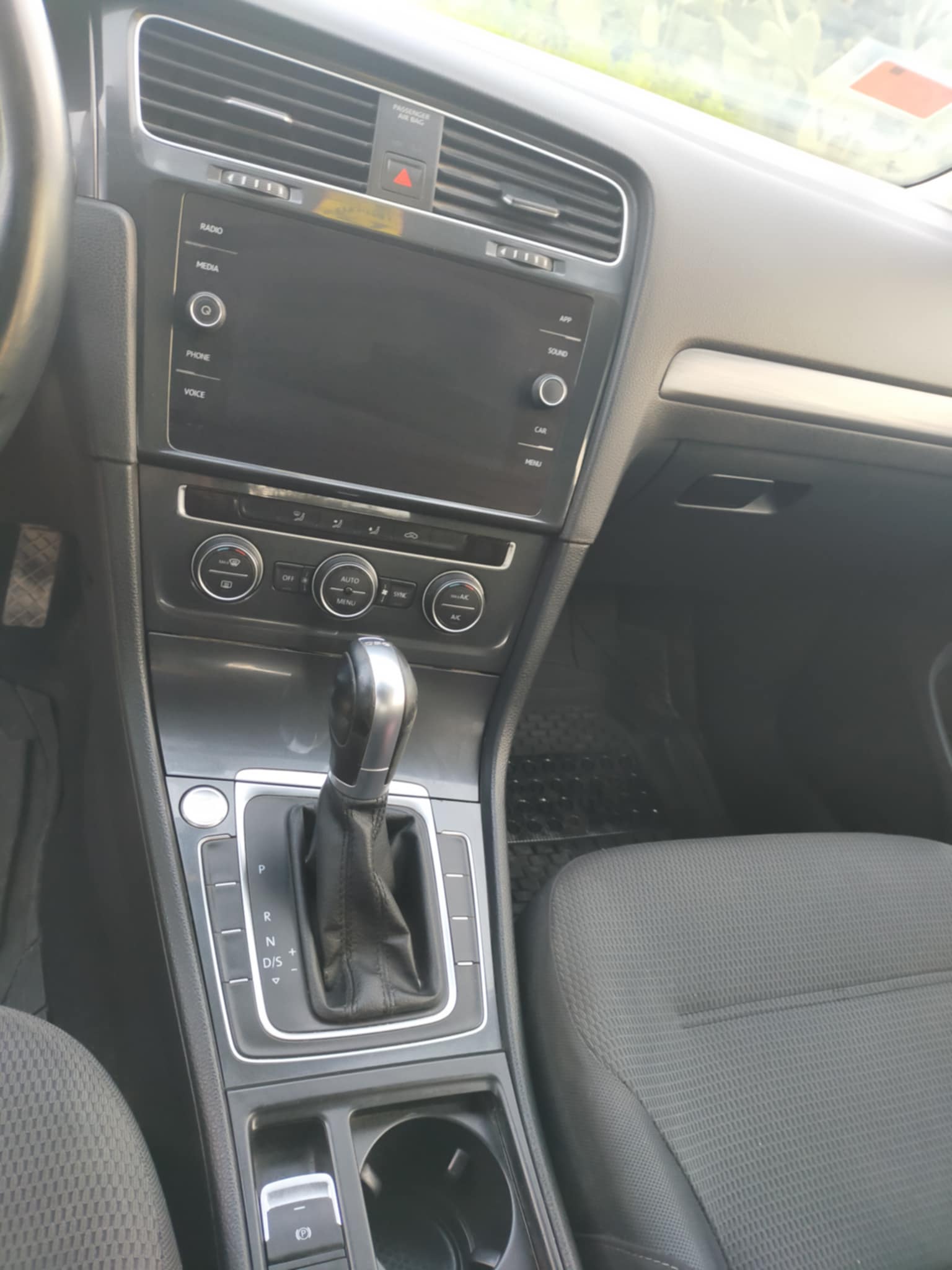 Dar Chaabane Elfehri Dar Chaabane Elfehri Volkswagen Golf 7 Golf 7 boite auto tsi