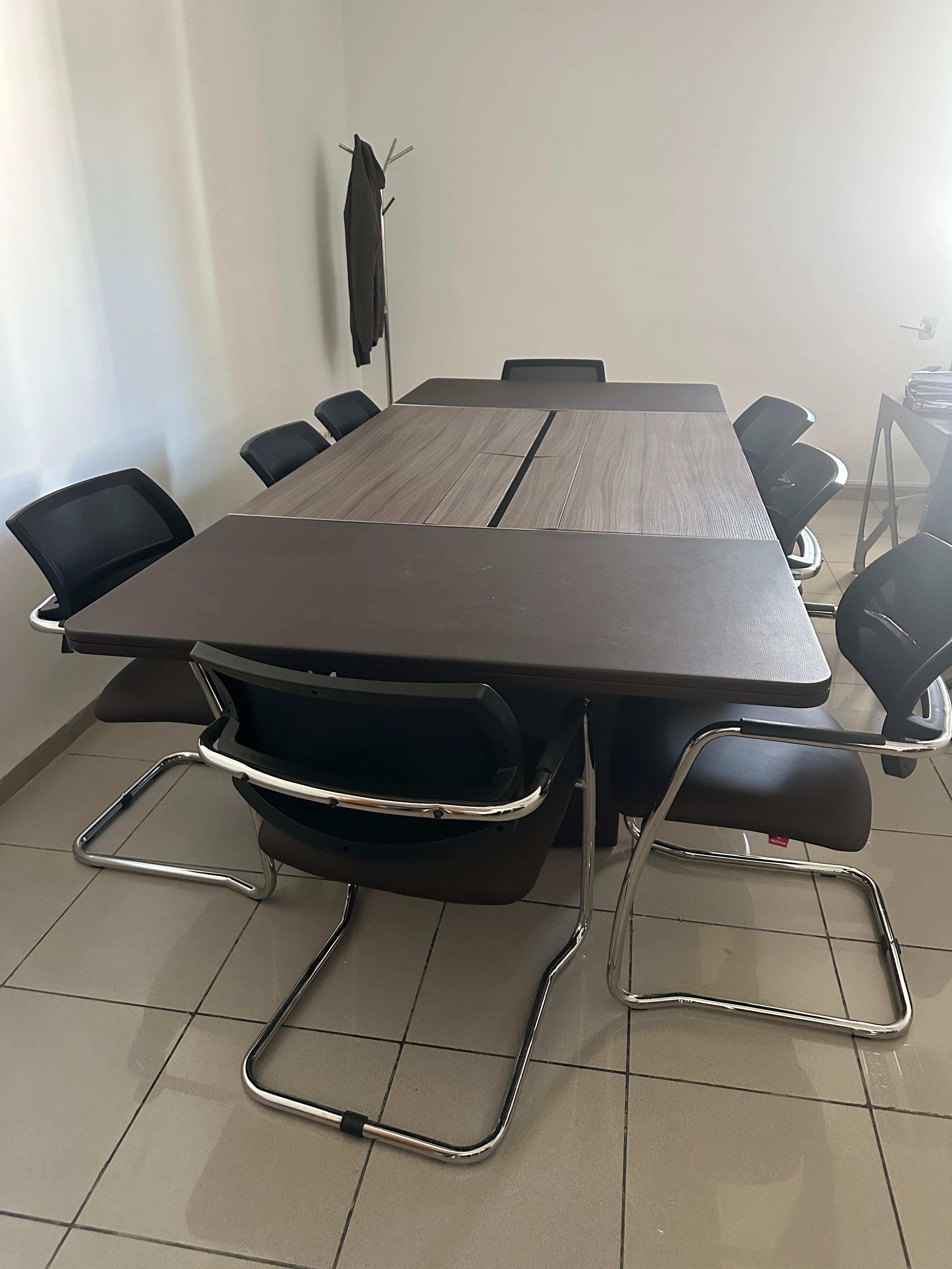 El Menzah El Manar 2 Meubles de bureau Bureaux - Tables Table de runion meuble mezghani