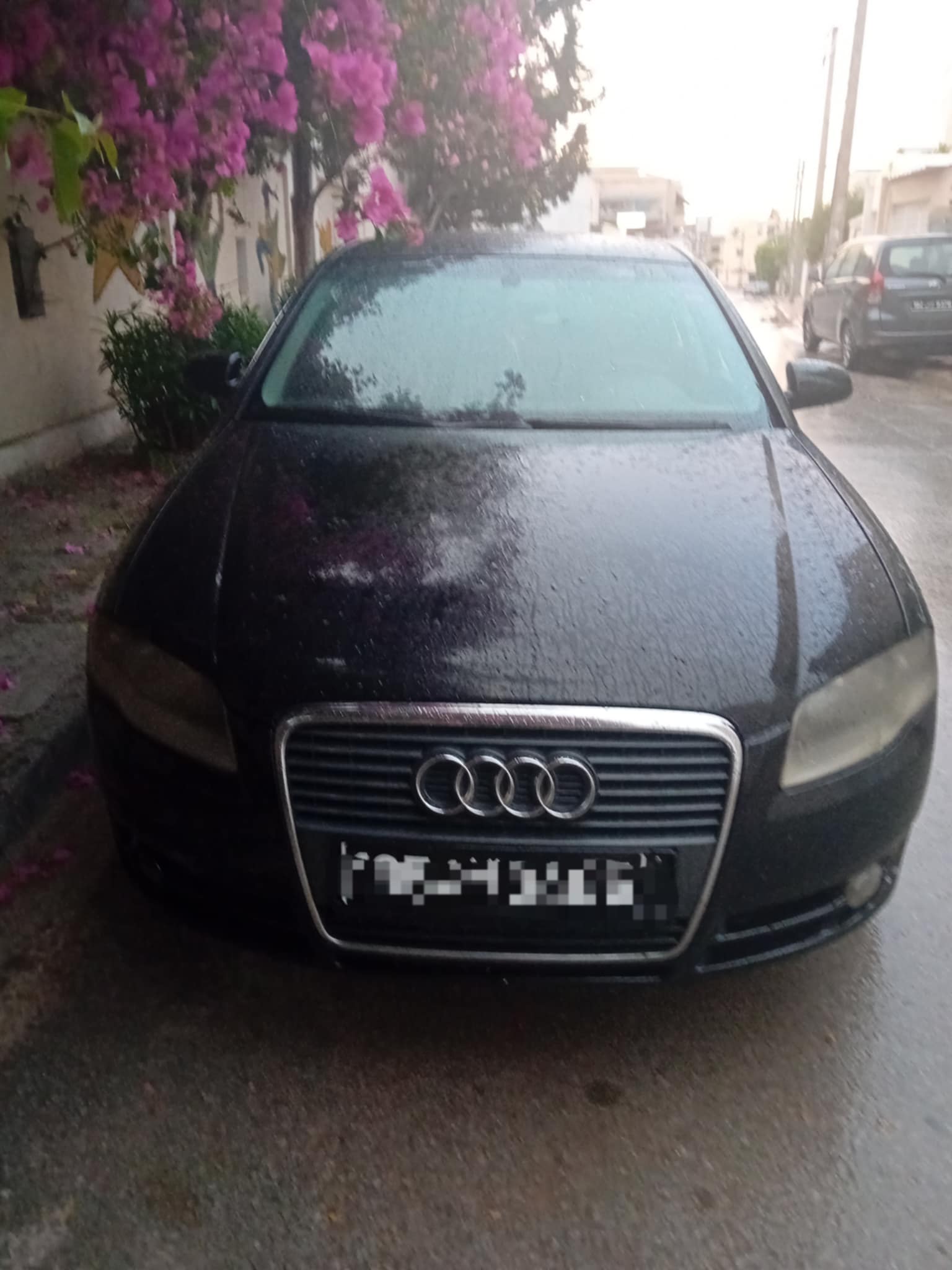 Sidi El Bechir Monfleury Audi A4 Audi a4 en trs bon tat
