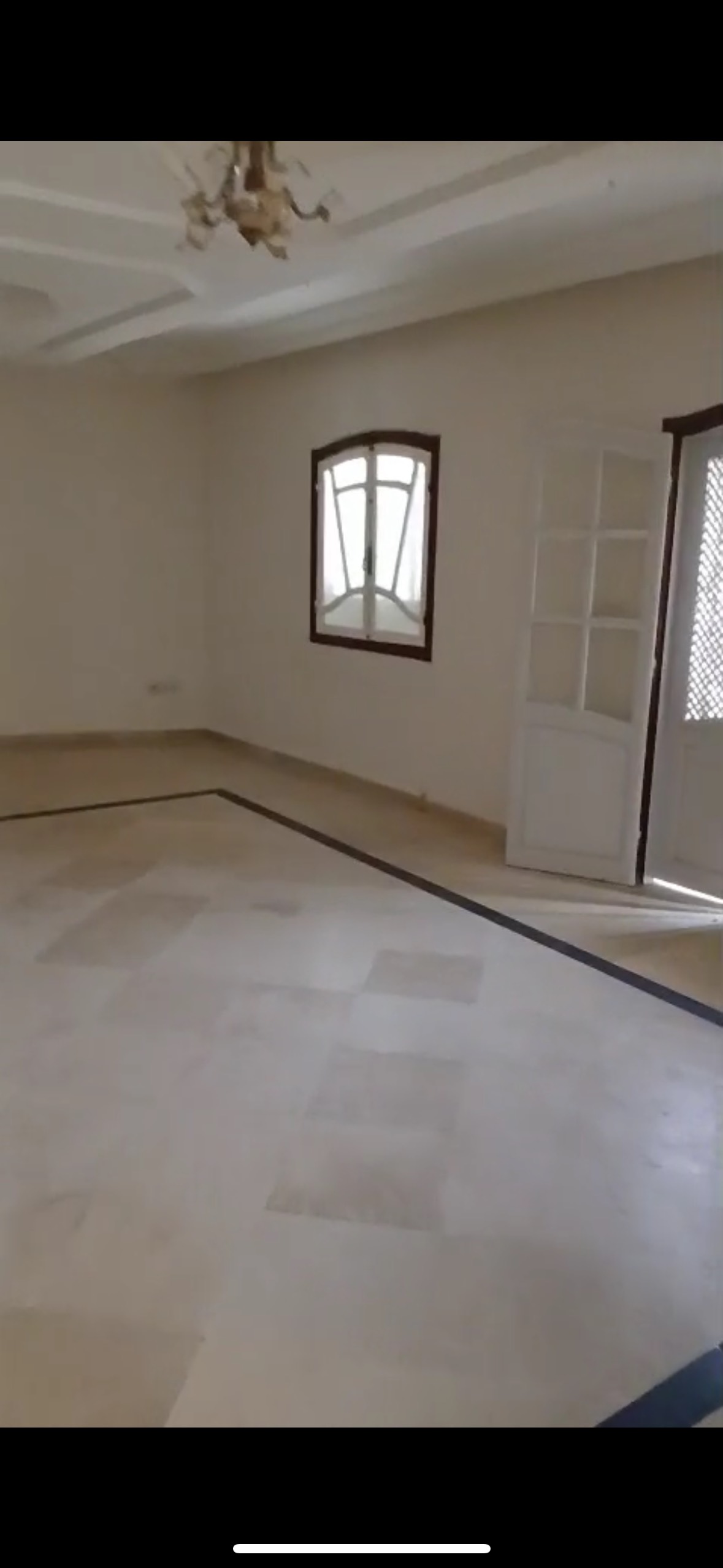 Kasserine Nord Kasserine Vente Maisons Grande villa s4 avec joli studio et garage