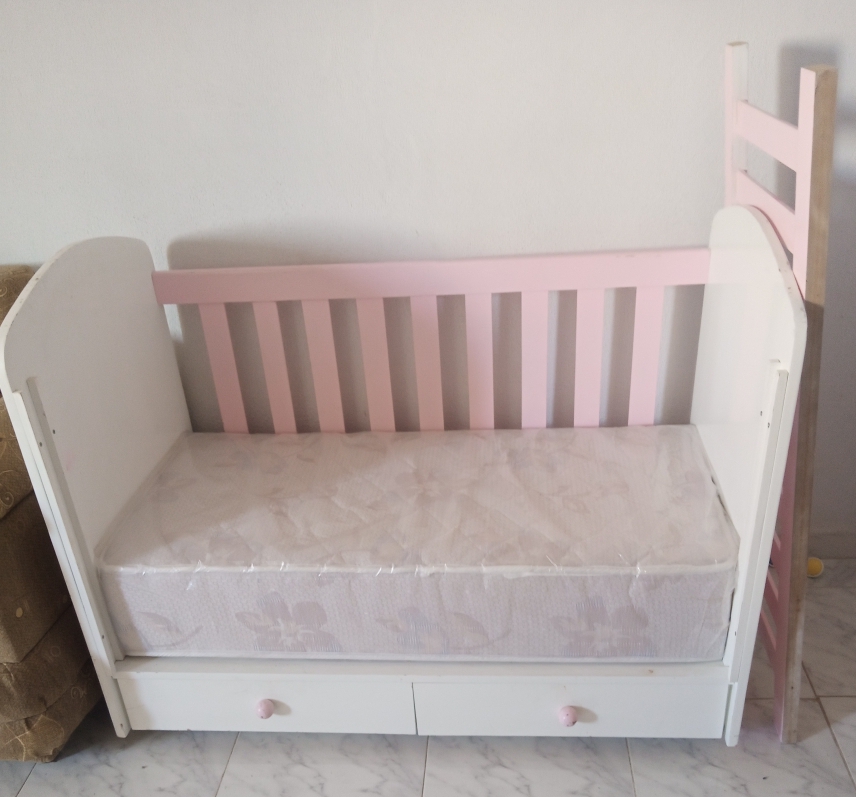 El Mourouj El Mourouj Lits et Equipements d'intrieur Autre Lit bb avec nouveau matelas
