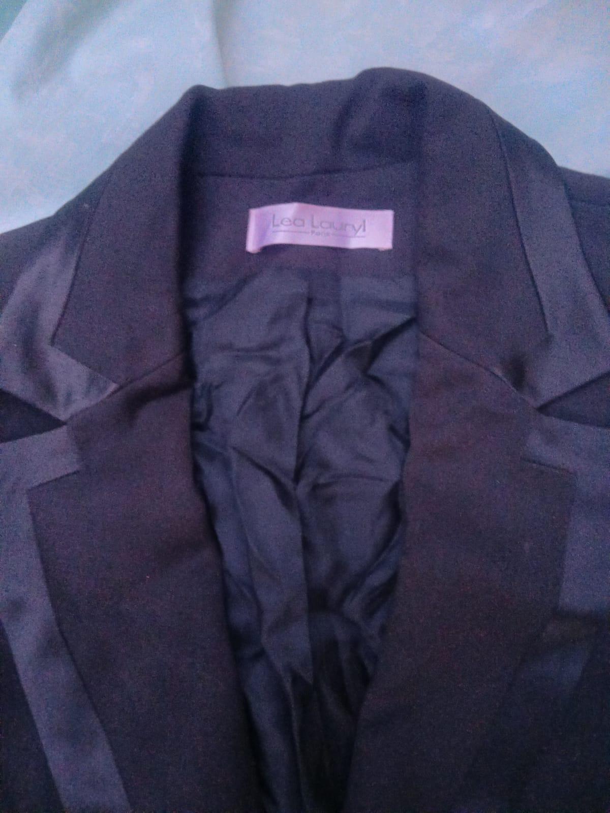 Ezzahra Cite 18 Janvier Femmes Autre Blazer noire