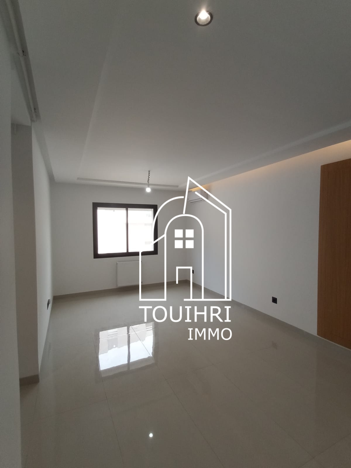 La Soukra La Soukra Vente Appart. 4 pices Appartement s3 haut standing