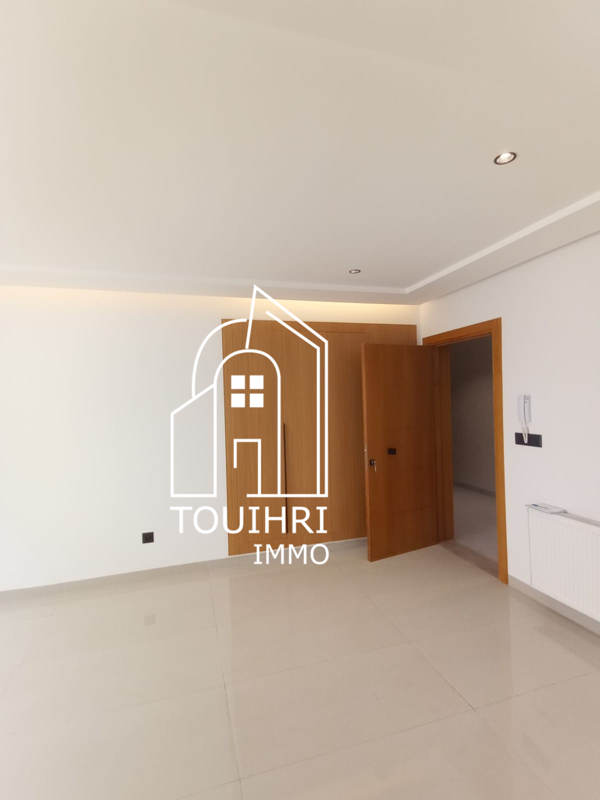 La Soukra La Soukra Vente Appart. 4 pices Appartement s3 haut standing
