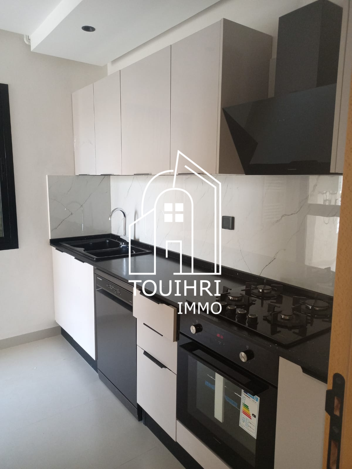 La Soukra La Soukra Vente Appart. 4 pices Appartement s3 haut standing