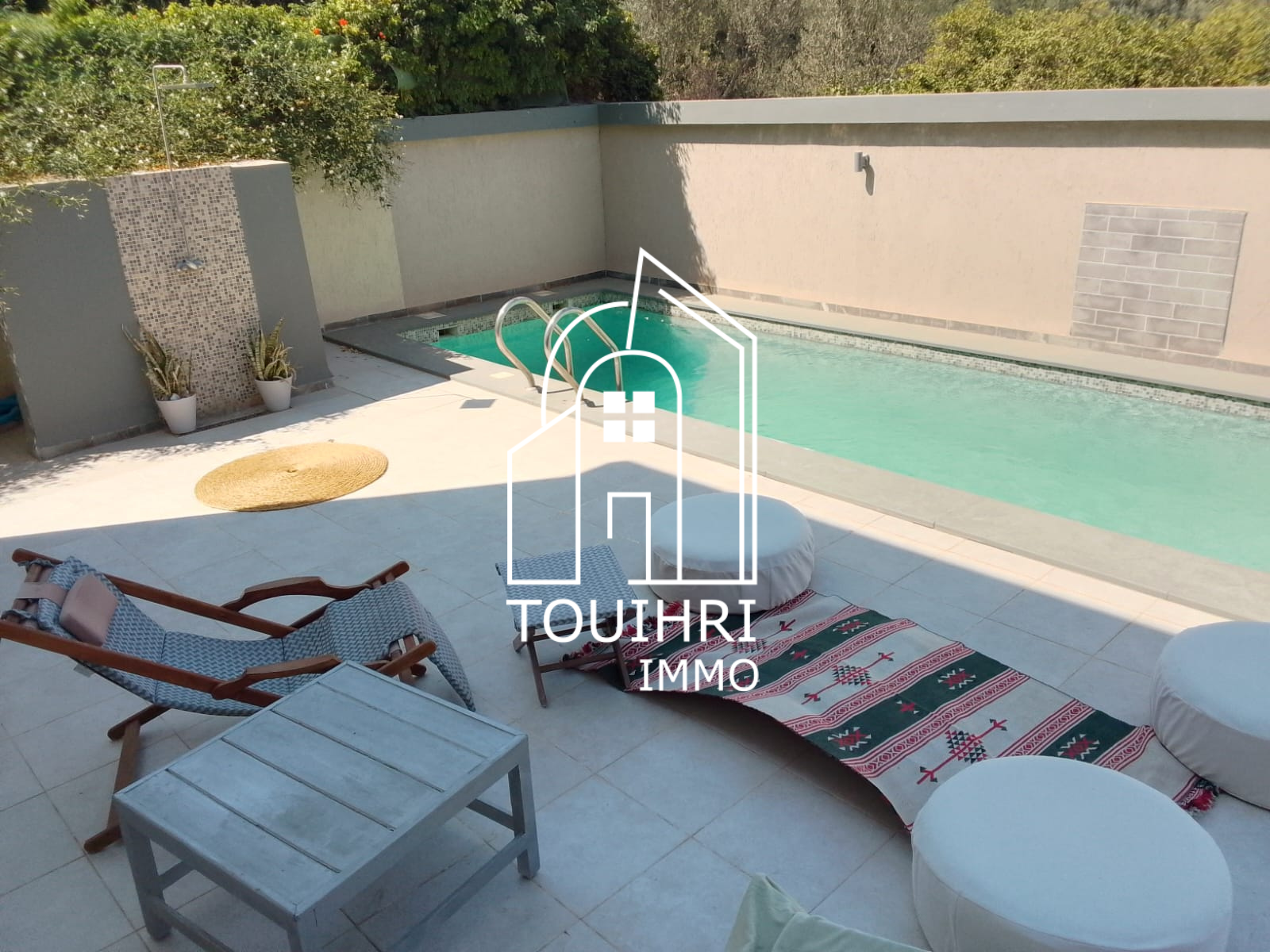 La Soukra Sidi Frej Vente Appart. 4 pices Un villa moderne a la soukra