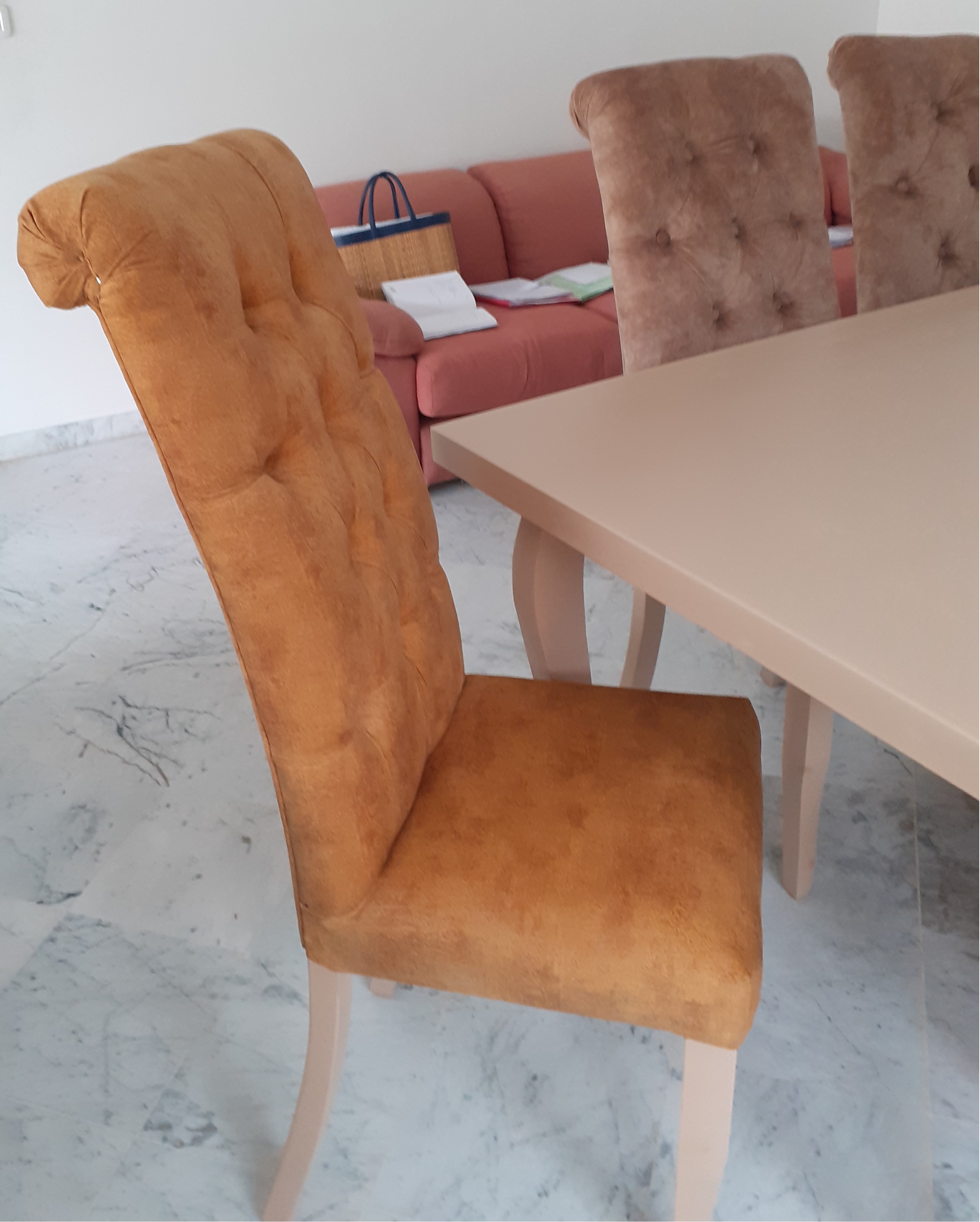 La Marsa Cite El Khalil Salon - Salle  manger  Tables Prix en baisse si achet demain au plus tard
