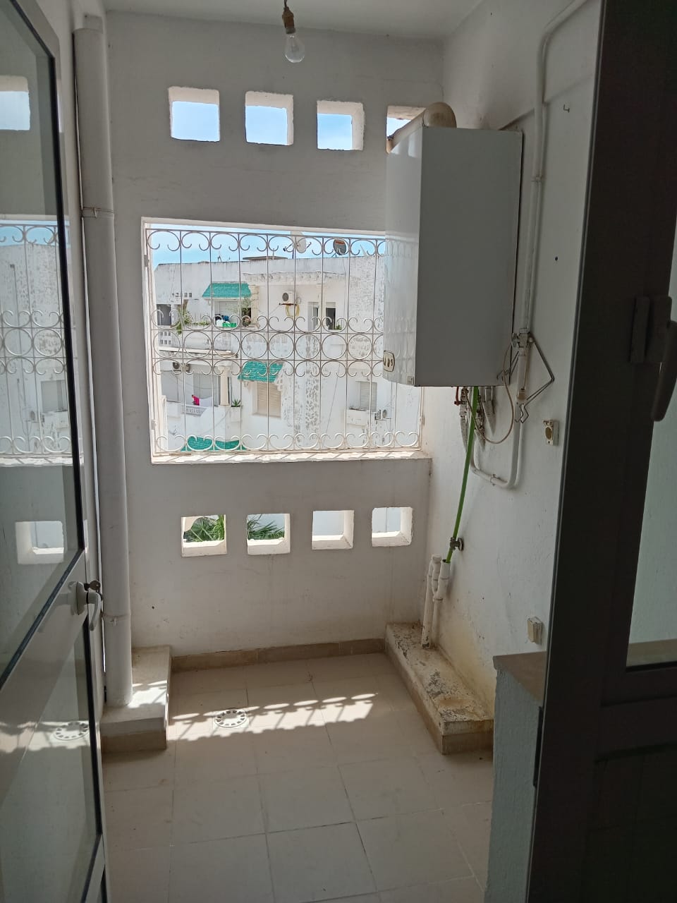 La Soukra Borj Louzir Vente Appart. 3 pices Appartement s 2