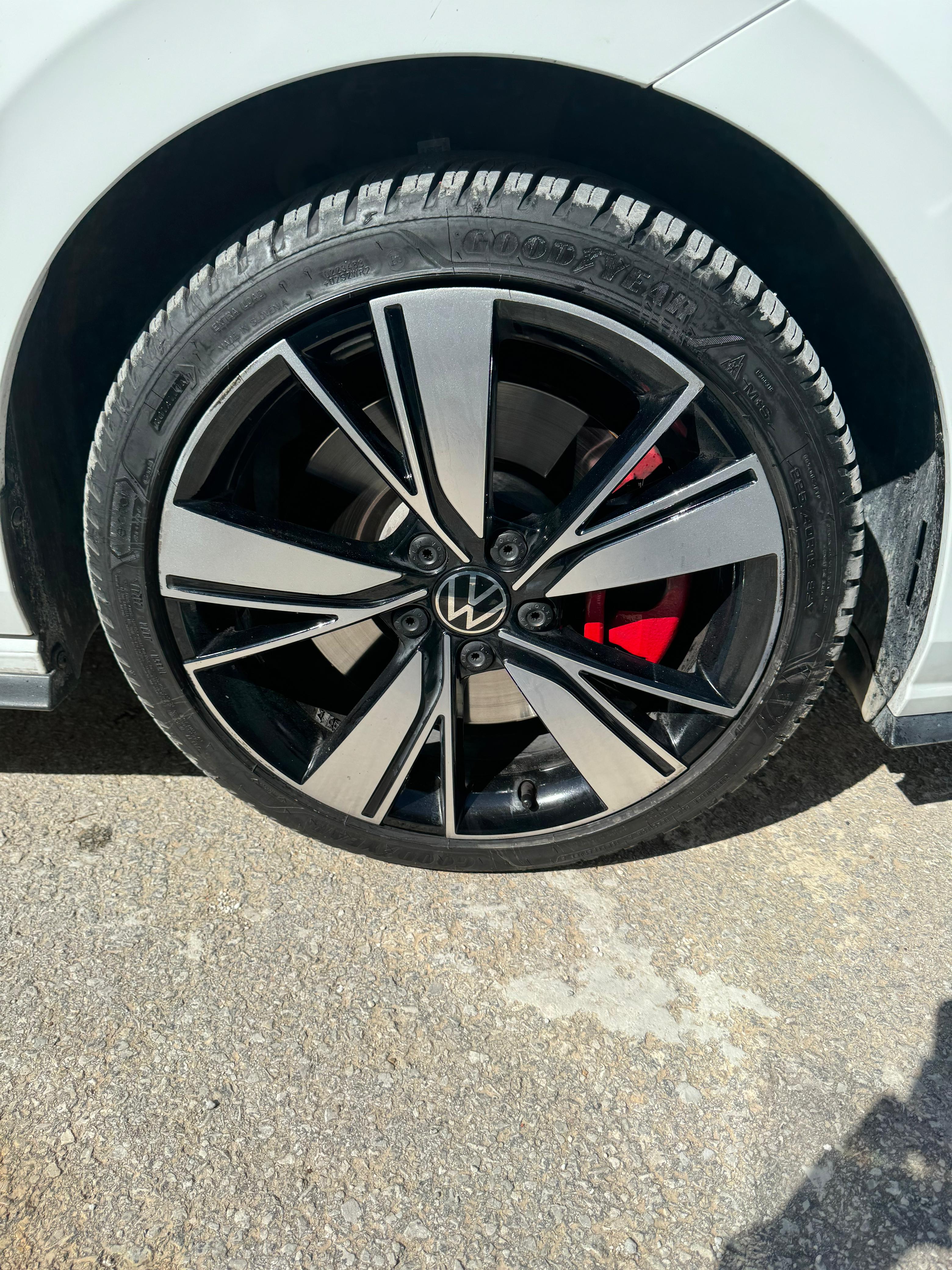 La Soukra Chotrana 2 Volkswagen Autre Modle Golf 8 gte hybride essence