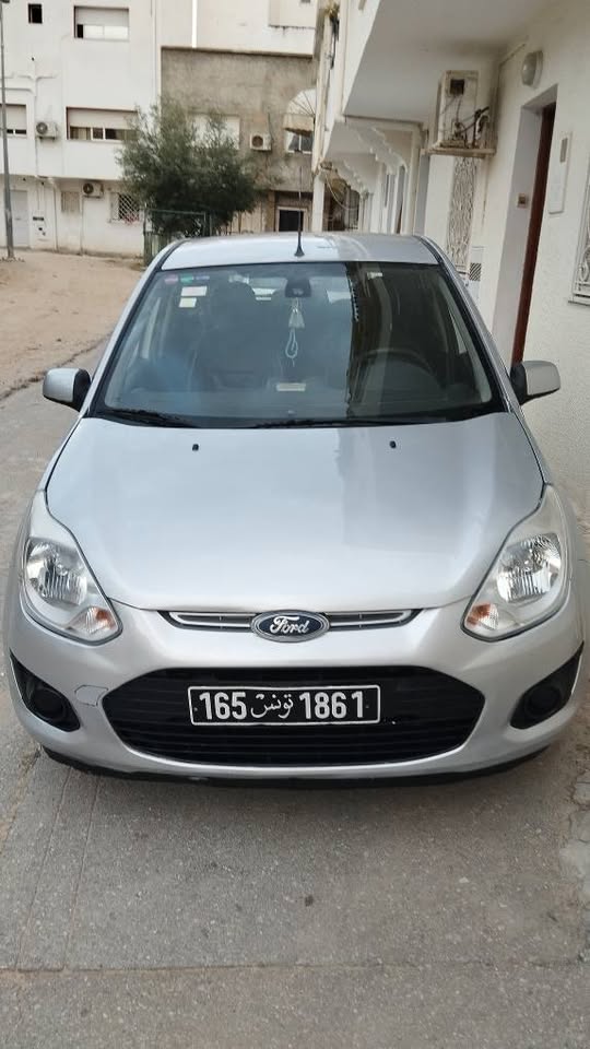 El Kram Le Kram Ford Fiesta Ford figo 2013