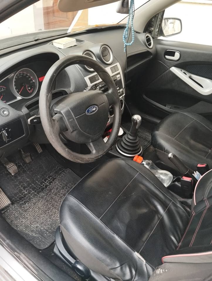 El Kram Le Kram Ford Fiesta Ford figo 2013