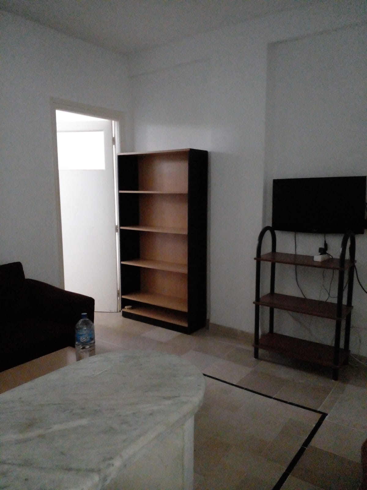 Monastir Cite El Bassatine Location Appart. 2 pices Studio facults mdecine dentaire et pharmacie