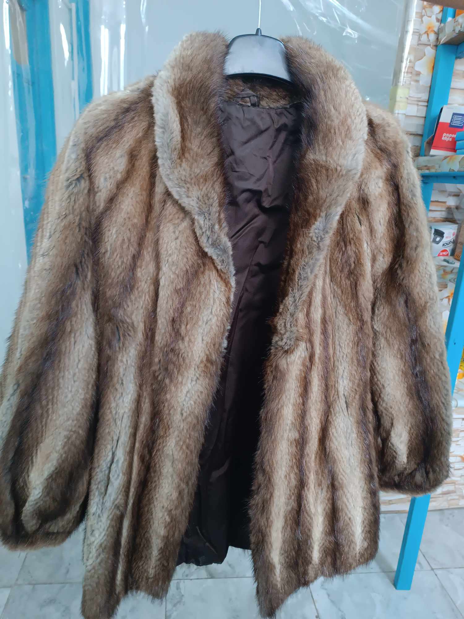 El Mourouj El Mourouj Femmes Autre Manteau de vrai fourrure  06 pices