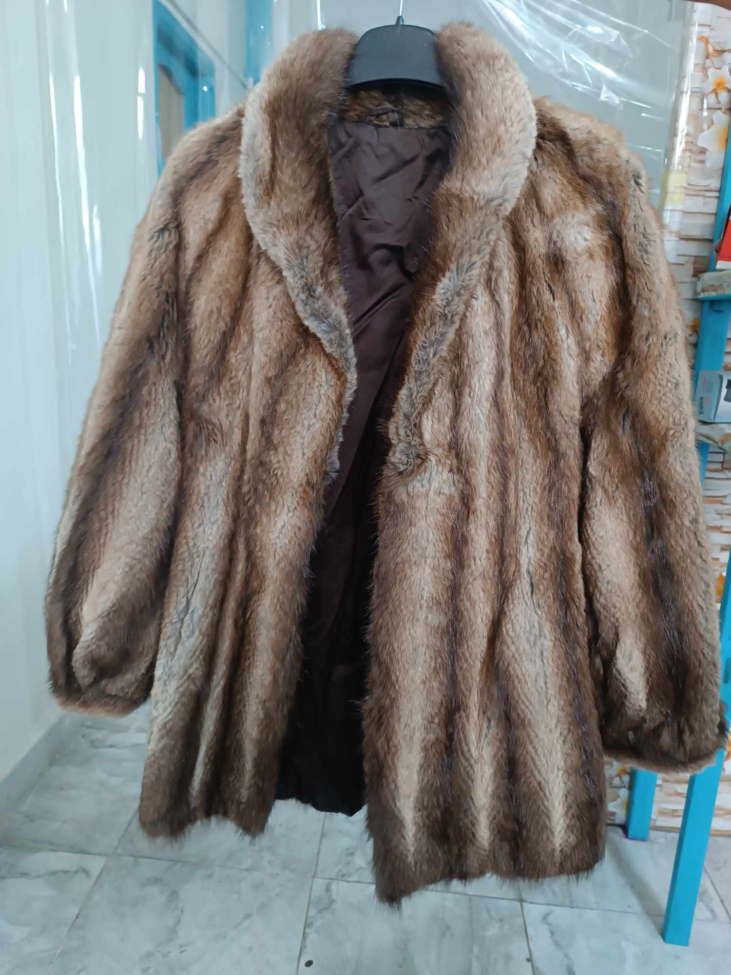 El Mourouj El Mourouj Femmes Autre Manteau de vrai fourrure  06 pices