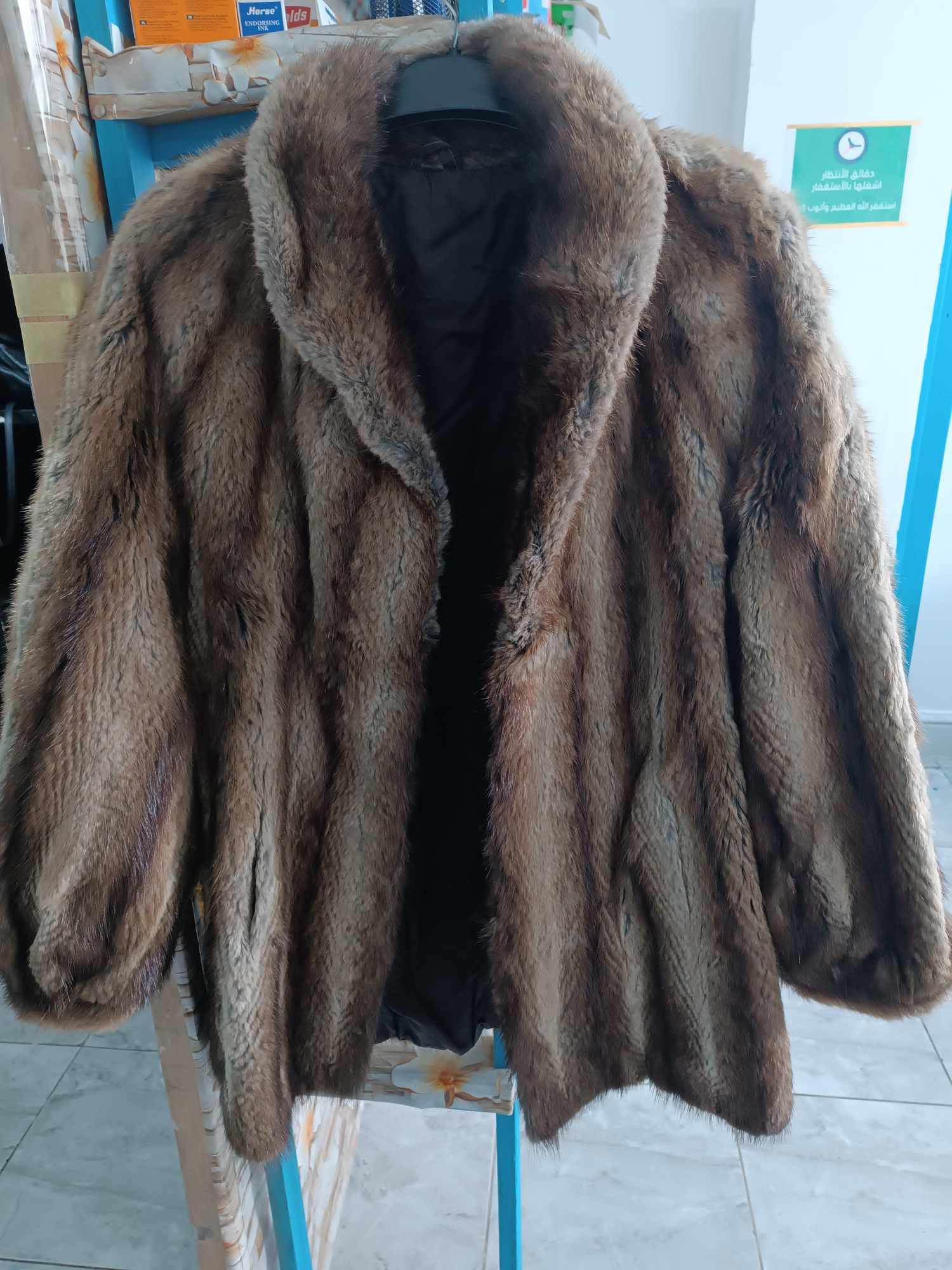 El Mourouj El Mourouj Femmes Autre Manteau de vrai fourrure  06 pices