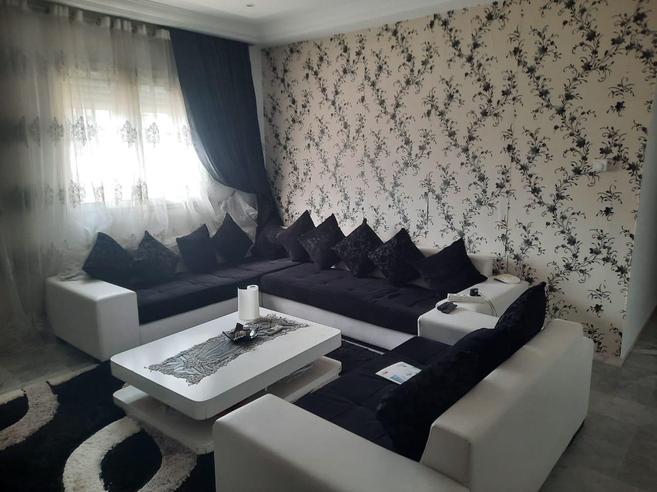 La Marsa El Aouina Location Appart. 3 pices Apprtement s2meubl  wahat