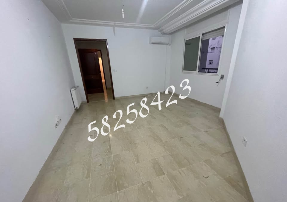 La Marsa El Aouina Vente Appart. 3 pices S plus 2 jardins el aouina  tel 58258423 fb 7968