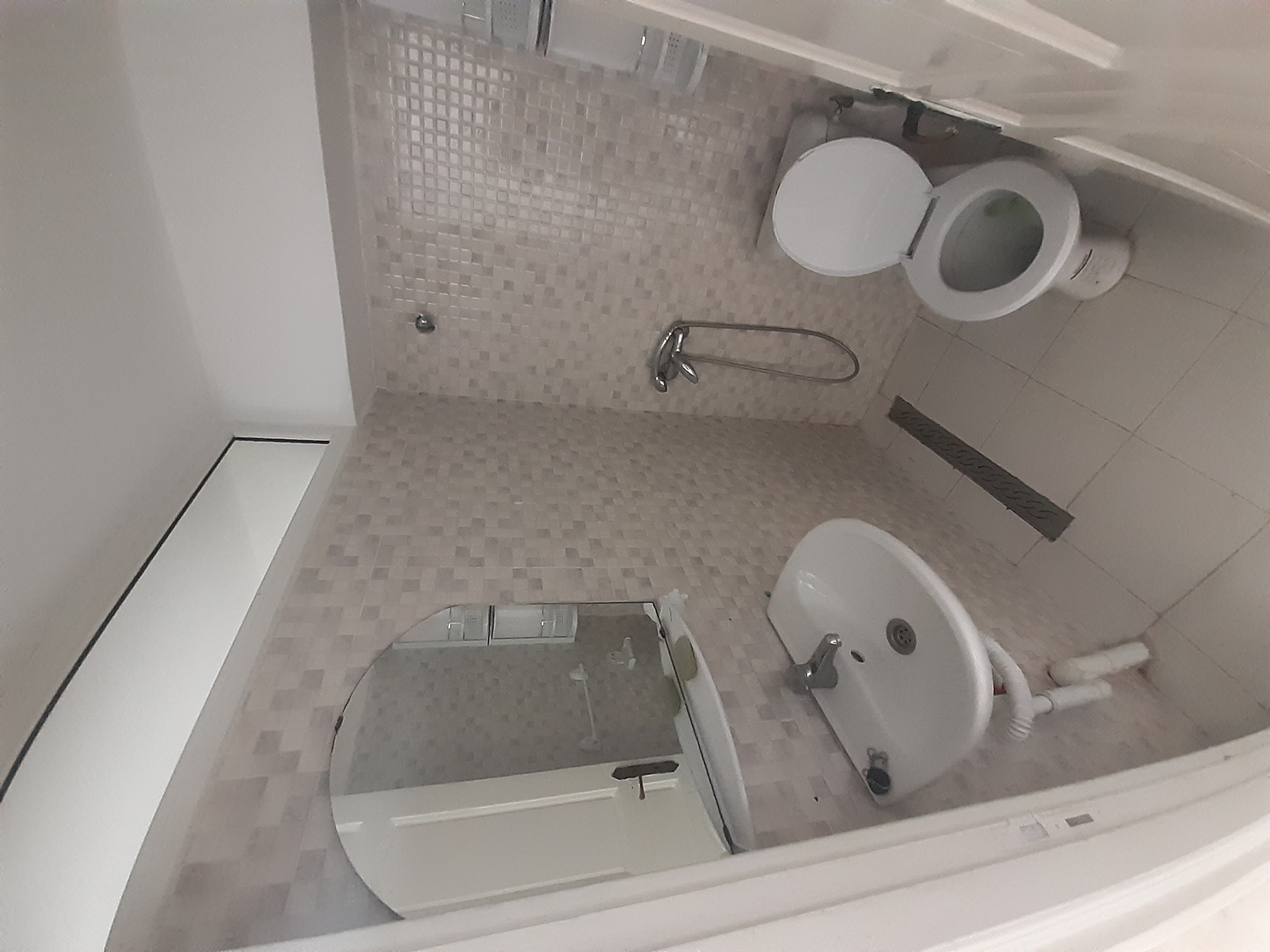 El Menzah Mutuelle Ville Location Appart. 2 pices Studio s plus 1 meubl a notre dame wb1750