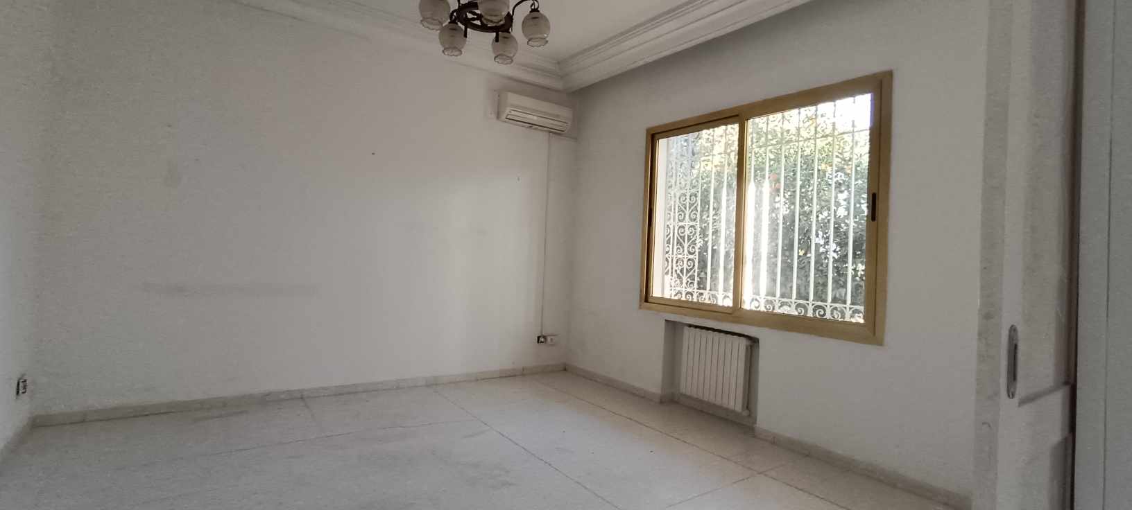 El Menzah Mutuelle Ville Location Appart. 5 pices+ Rdc de villa s4 indpendant