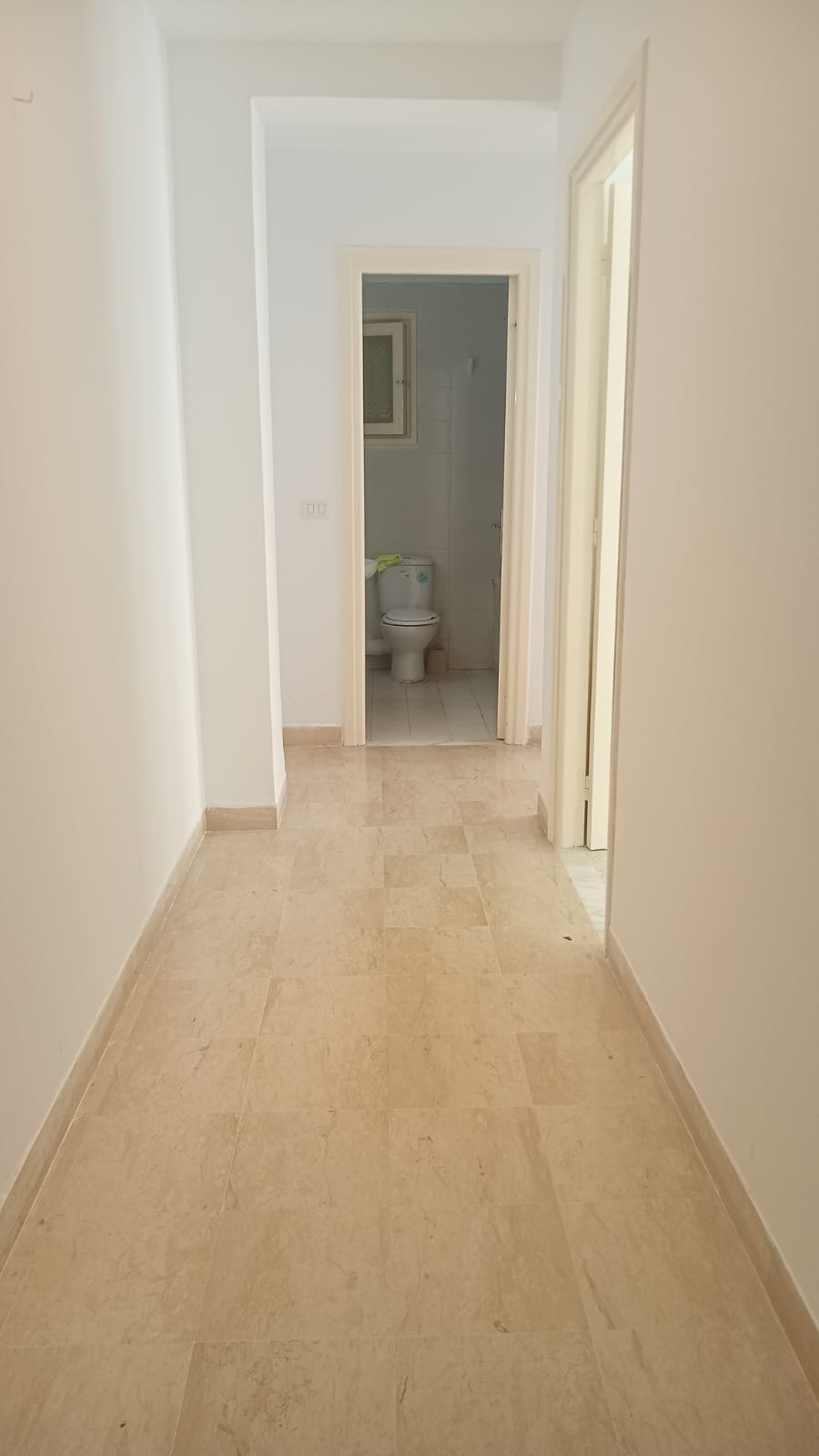 La Marsa El Aouina Location Appart. 3 pices S deux trs propre aux jardins de l'aouina