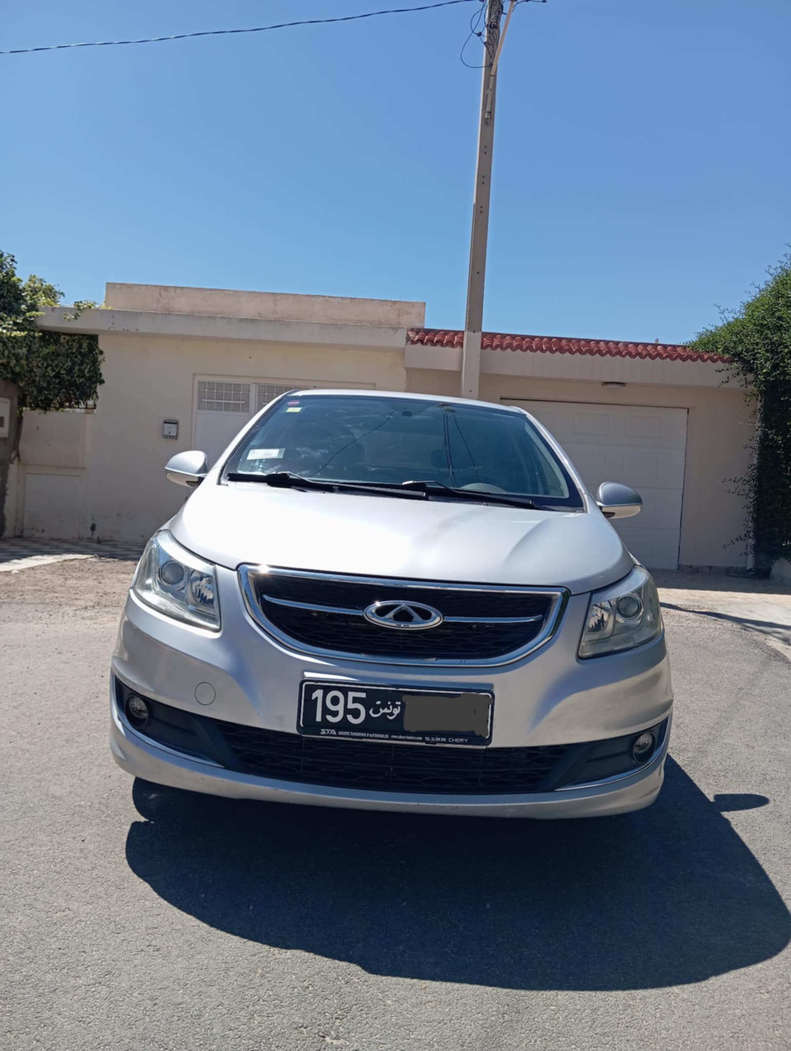 Sfax Ville Sfax El Jadida Chery Arrizo Voiture familiale trs propre